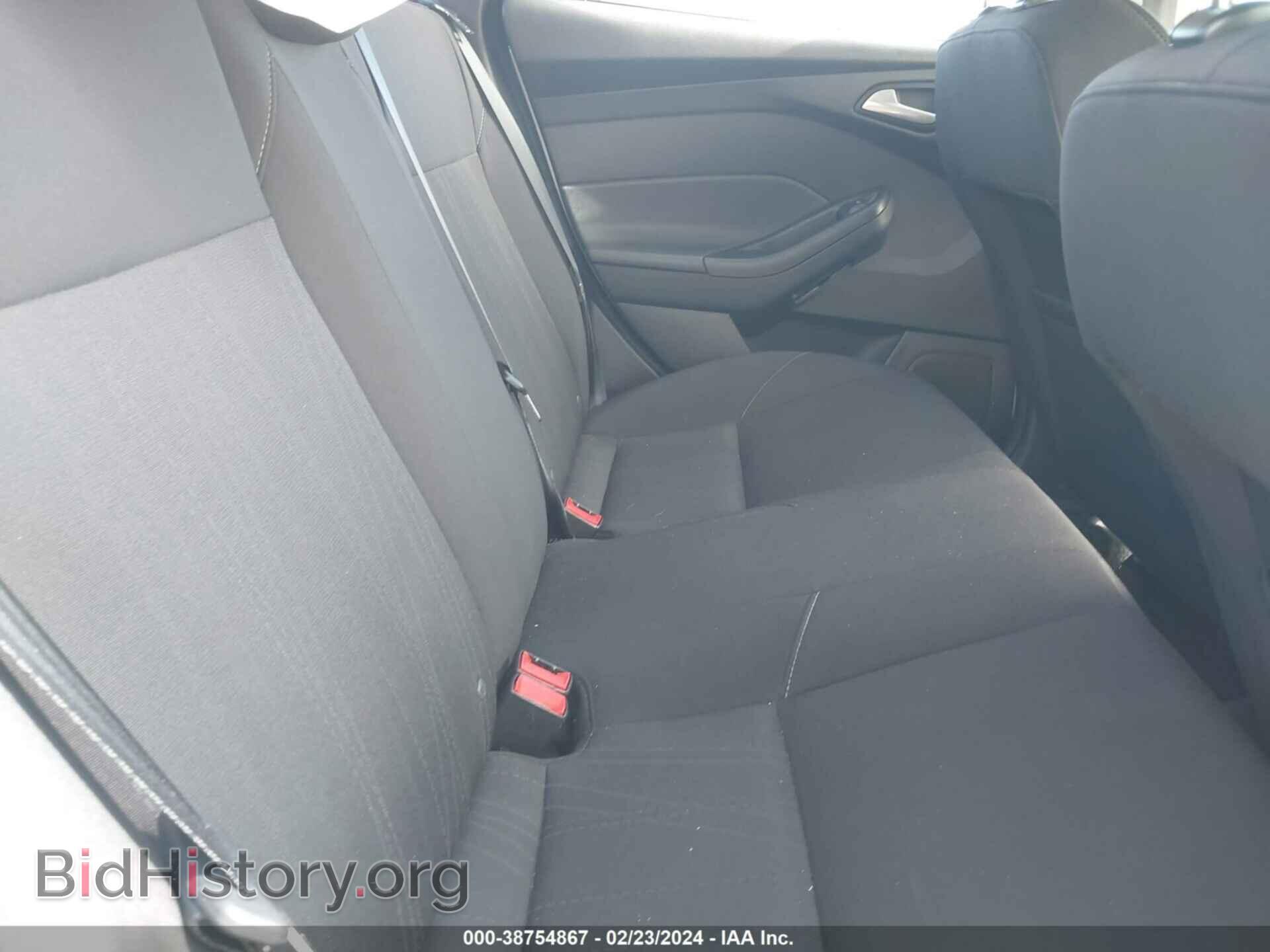 2016 FORD FOCUS - VIN: 1FADP3F20GL406639 - Фото 8
