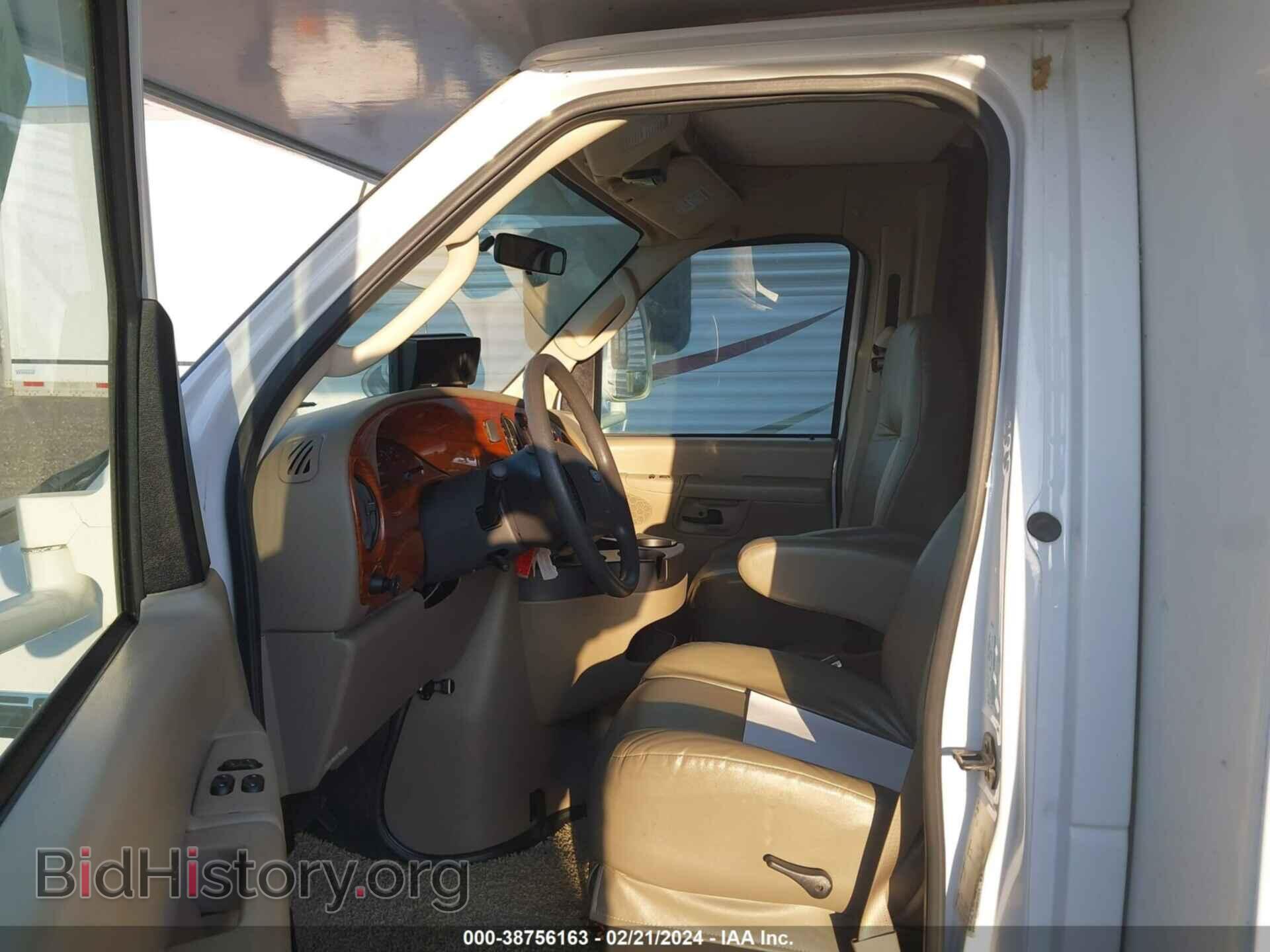 2006 FORD E-450 CUTAWAY - VIN: 1FDXE45S96DB20703 - Фото 5