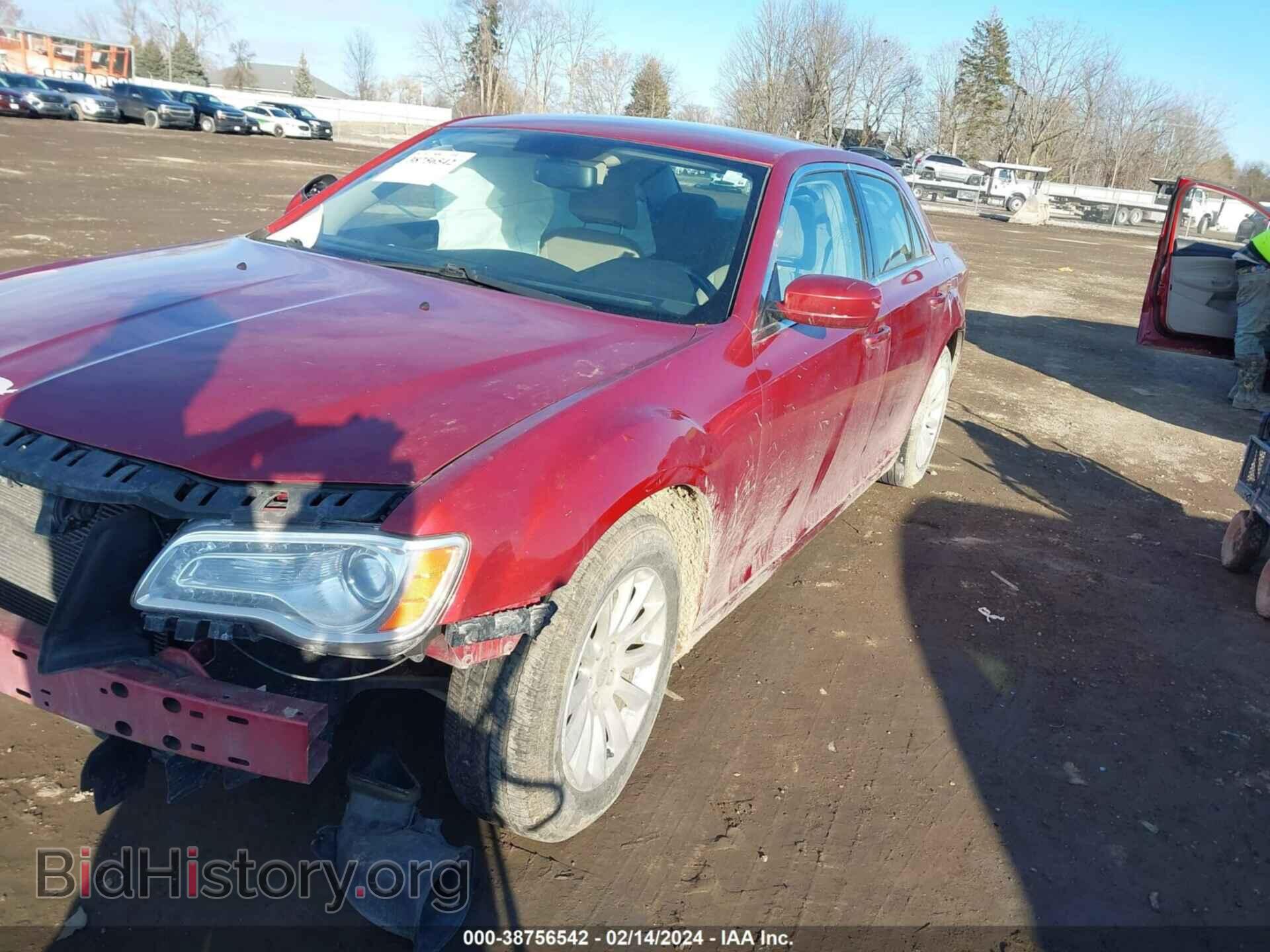 2012 CHRYSLER 300 - VIN: 2C3CCAAGXCH234821 - Фото 2