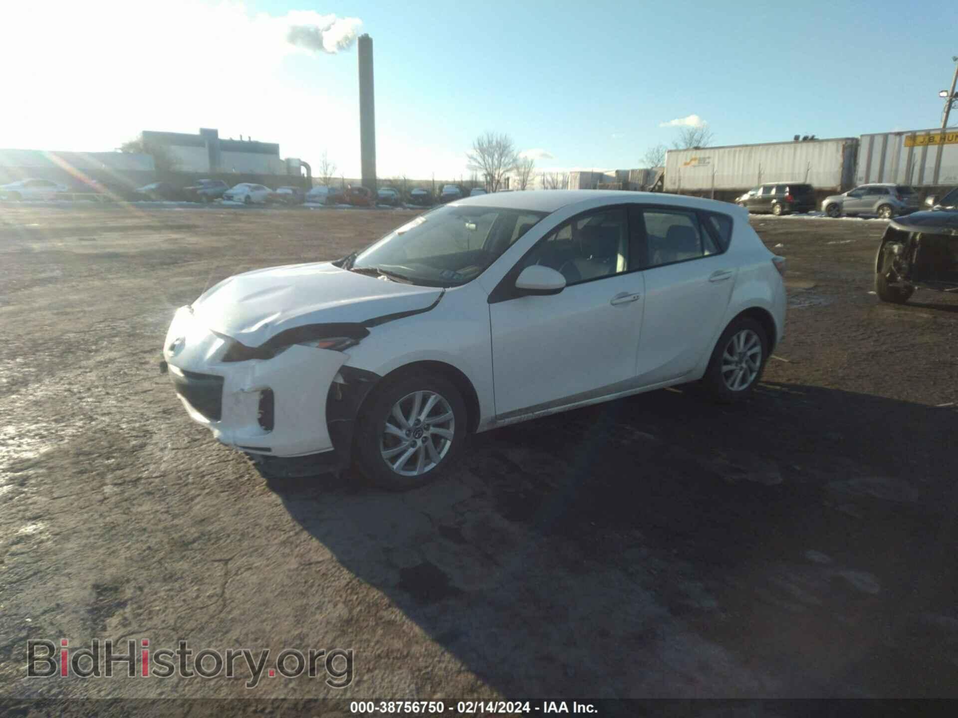 2013 MAZDA MAZDA3 - VIN: JM1BL1LP9D1786251 - Фото 2