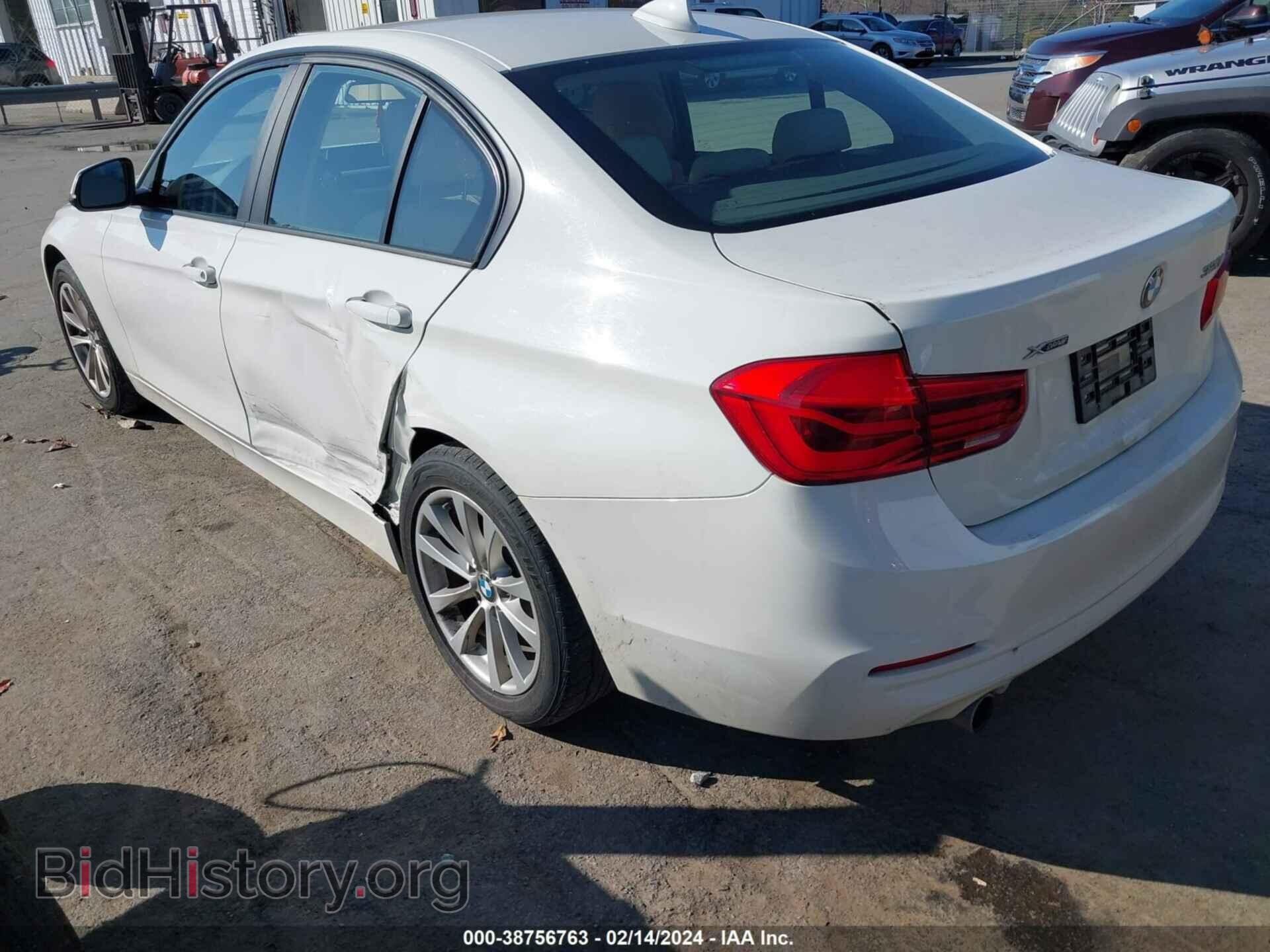 2018 BMW 320I - VIN: WBA8A3C57JA357838 - Фото 3