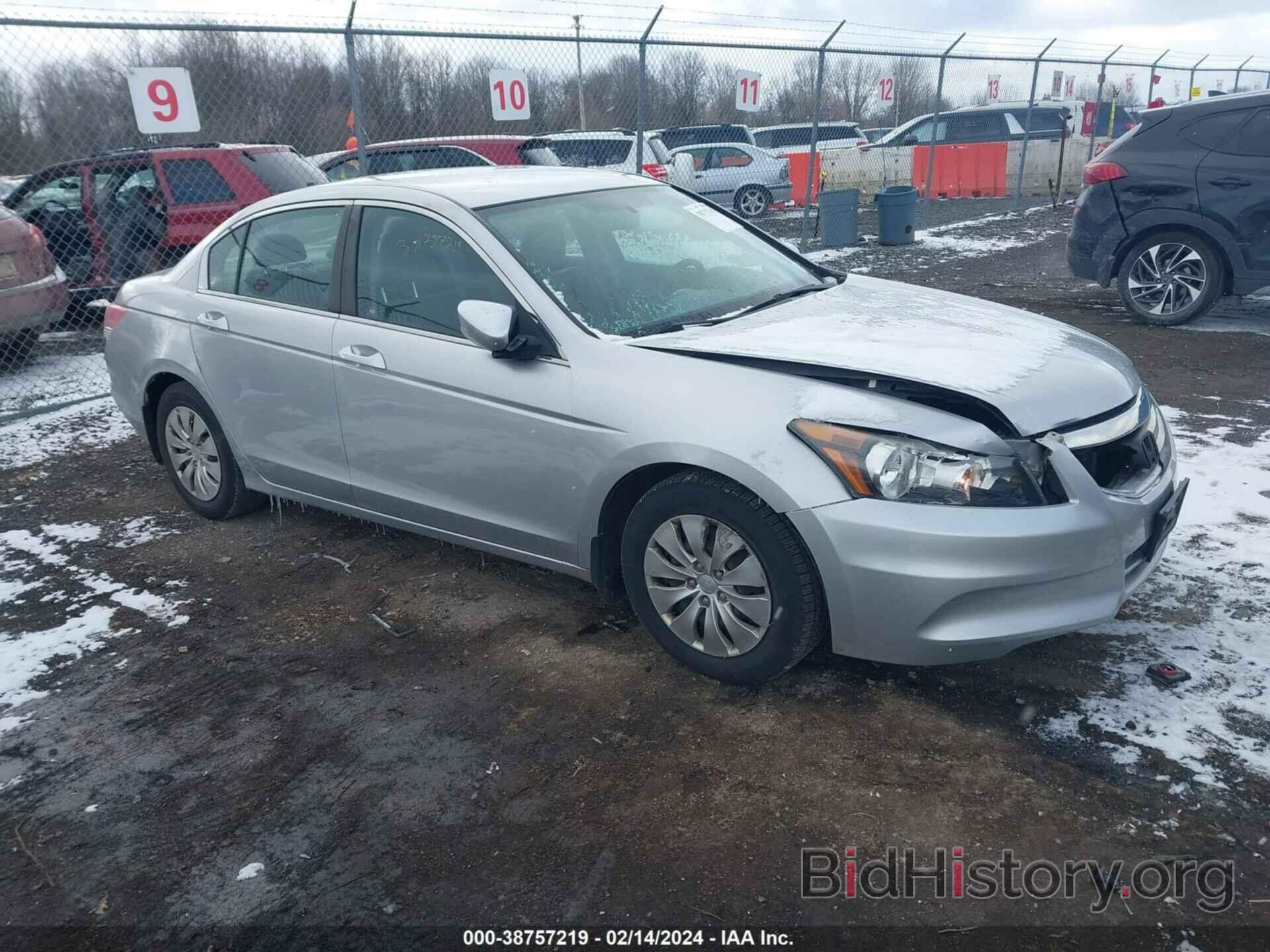 Photo 1HGCP2F38BA106751 - HONDA ACCORD 2011