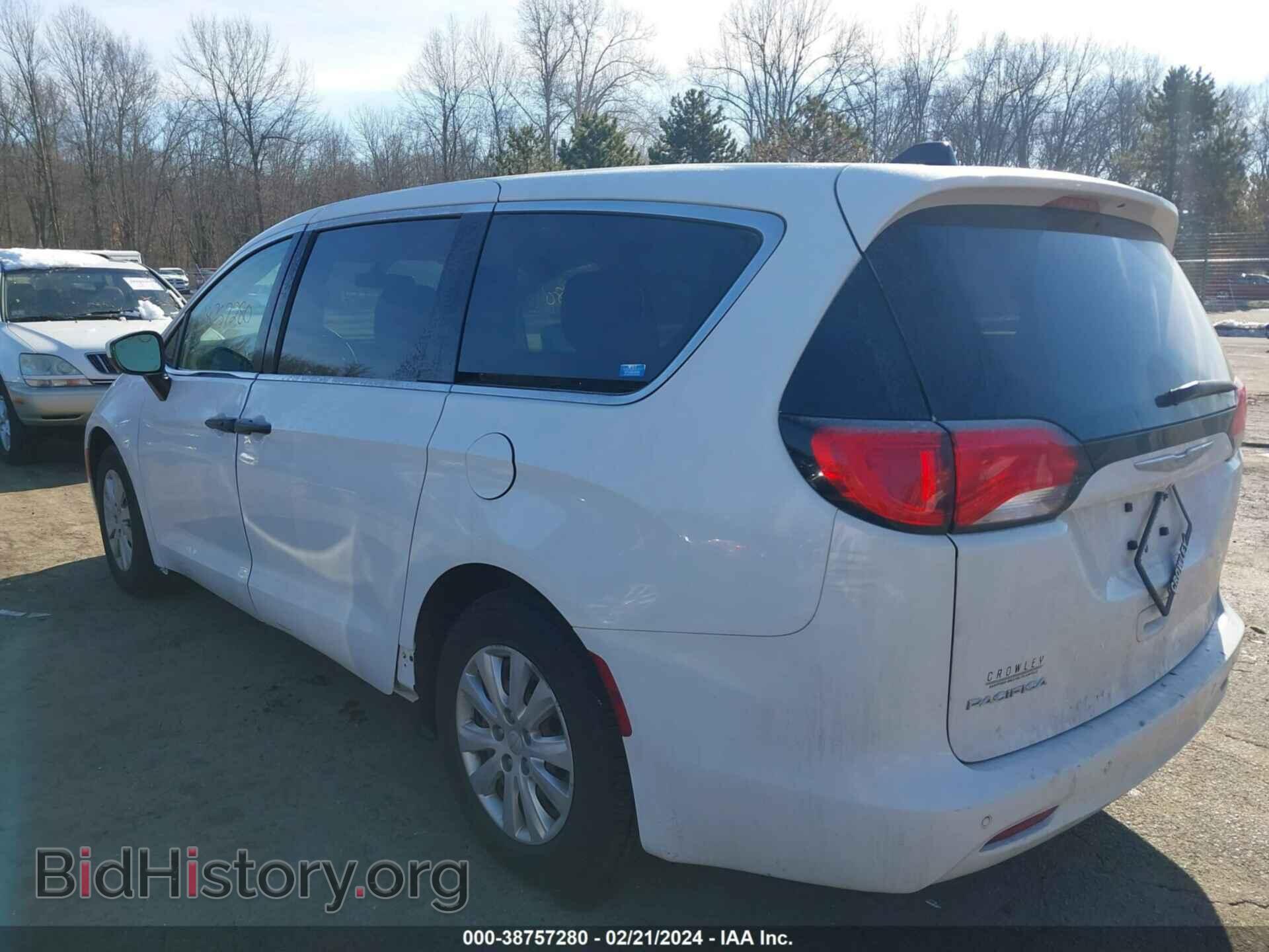 2018 CHRYSLER PACIFICA - VIN: 2C4RC1AG0JR121957 - Photo 3