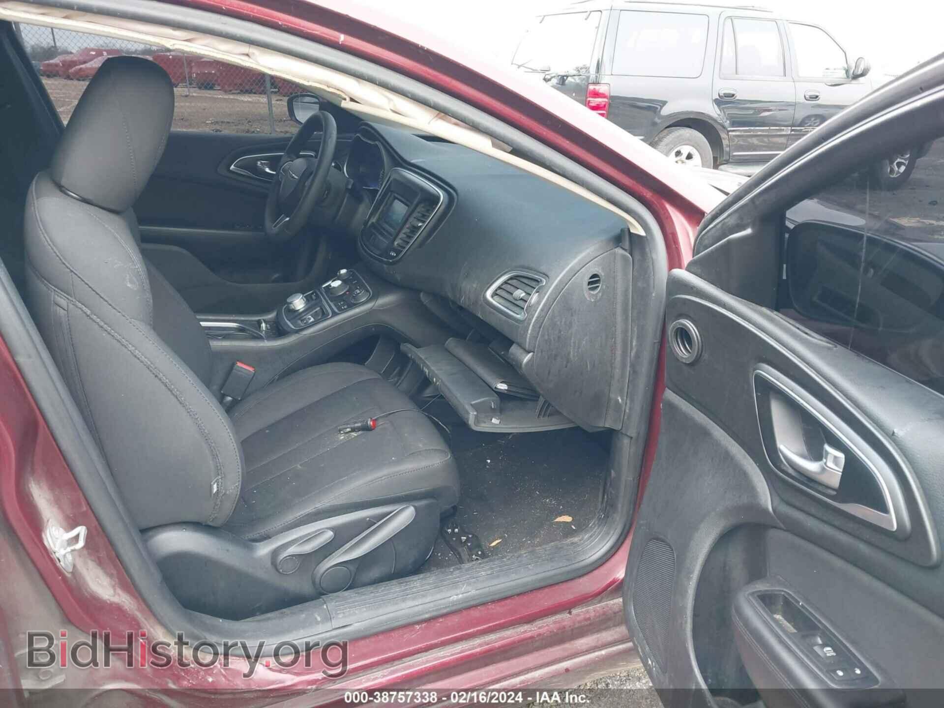 2016 CHRYSLER 200 - VIN: 1C3CCCAB3GN137800 - Фото 5