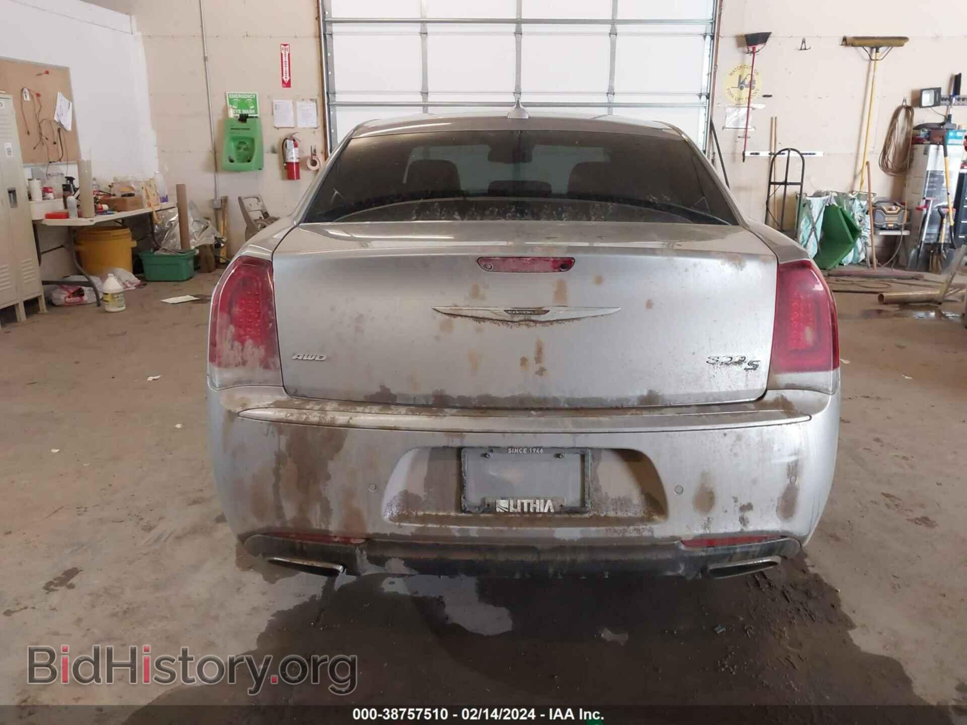 2018 CHRYSLER 300 - VIN: 2C3CCAGG4JH300462 - Фото 16