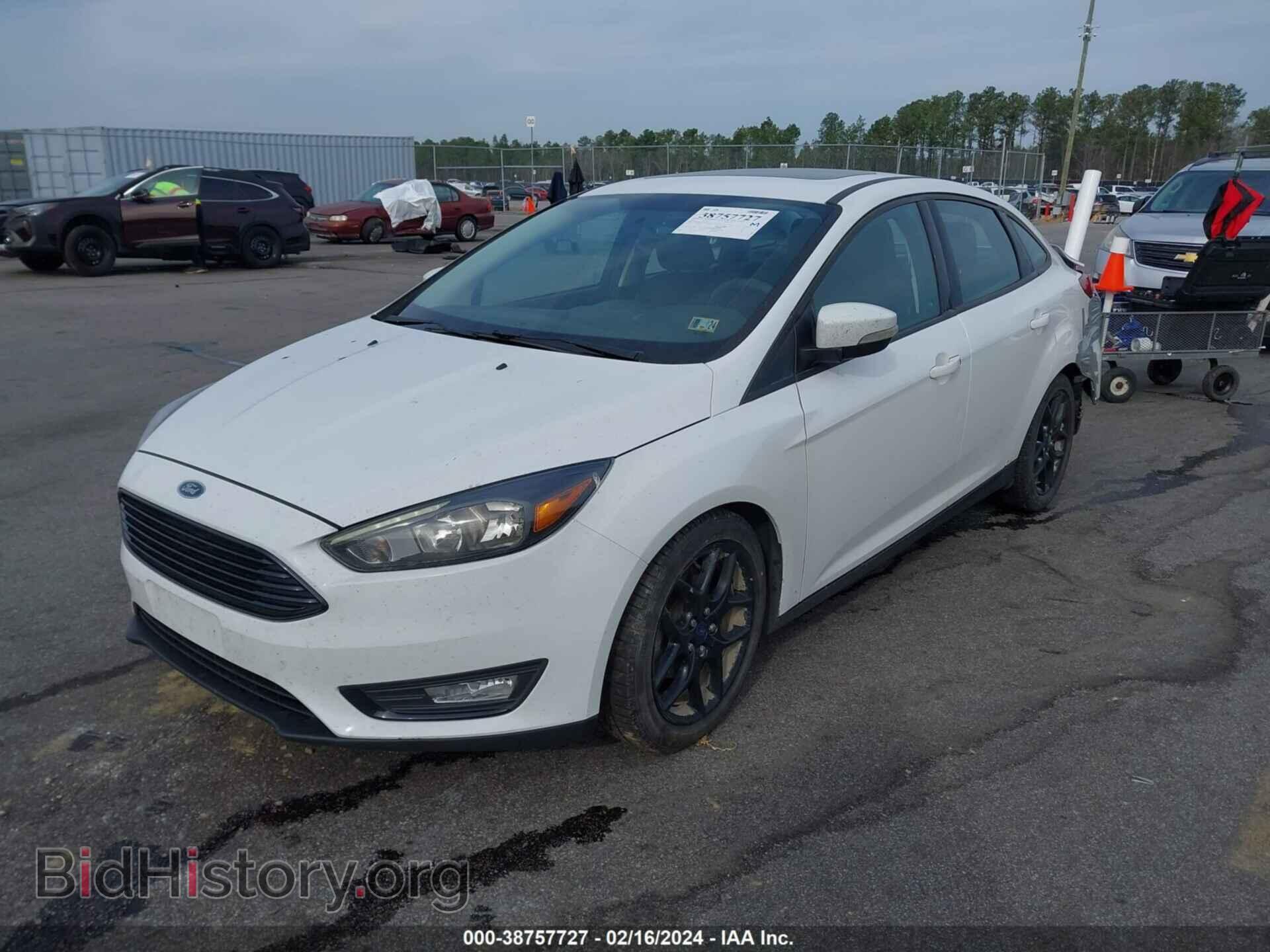 2016 FORD FOCUS - VIN: 1FADP3FE0GL403296 - Фото 2