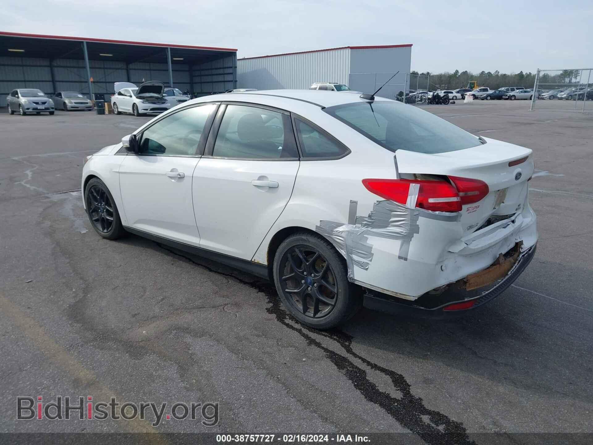 2016 FORD FOCUS - VIN: 1FADP3FE0GL403296 - Фото 3