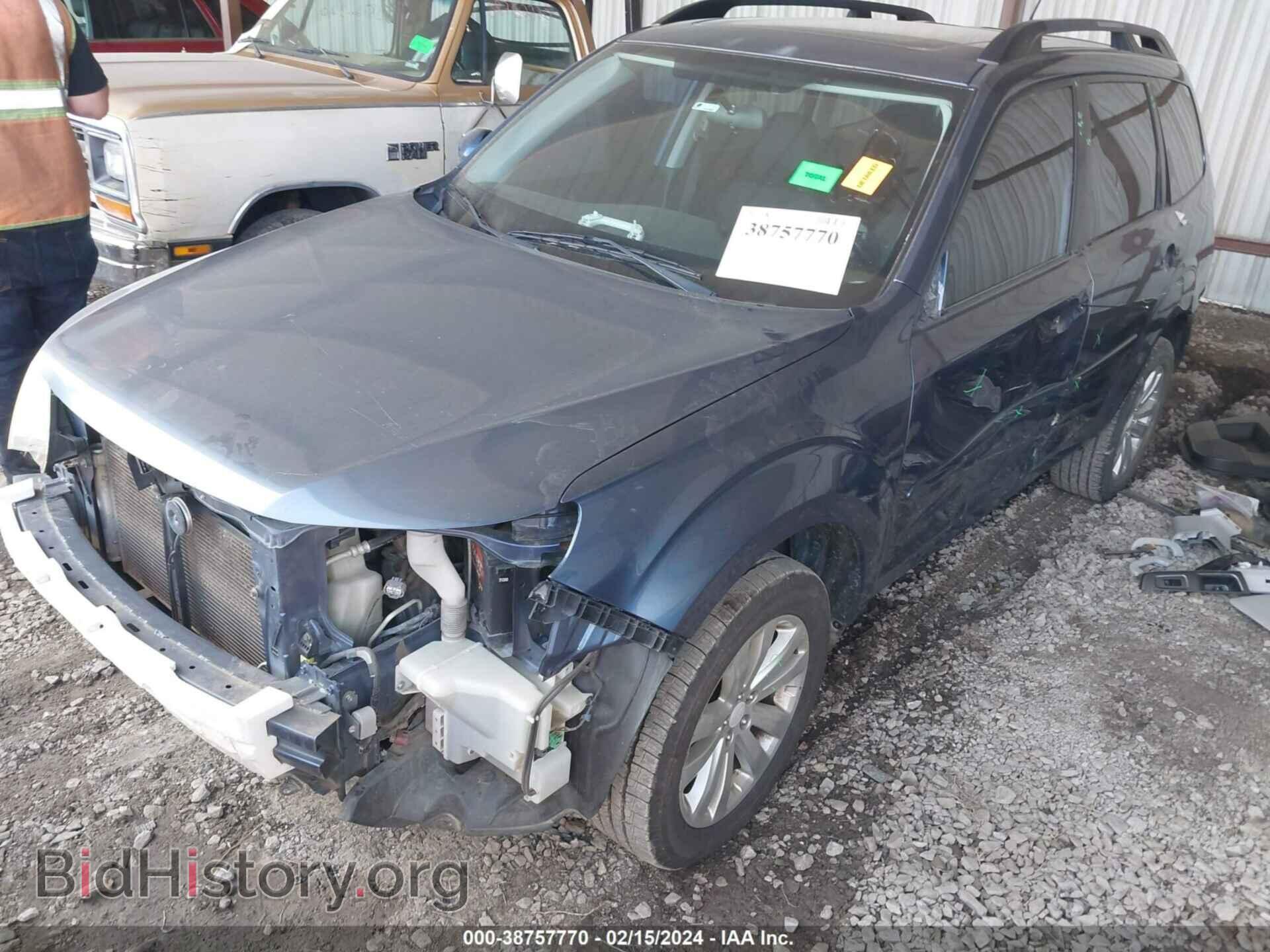 2011 SUBARU FORESTER - VIN: JF2SHBDC2BH757571 - Фото 2