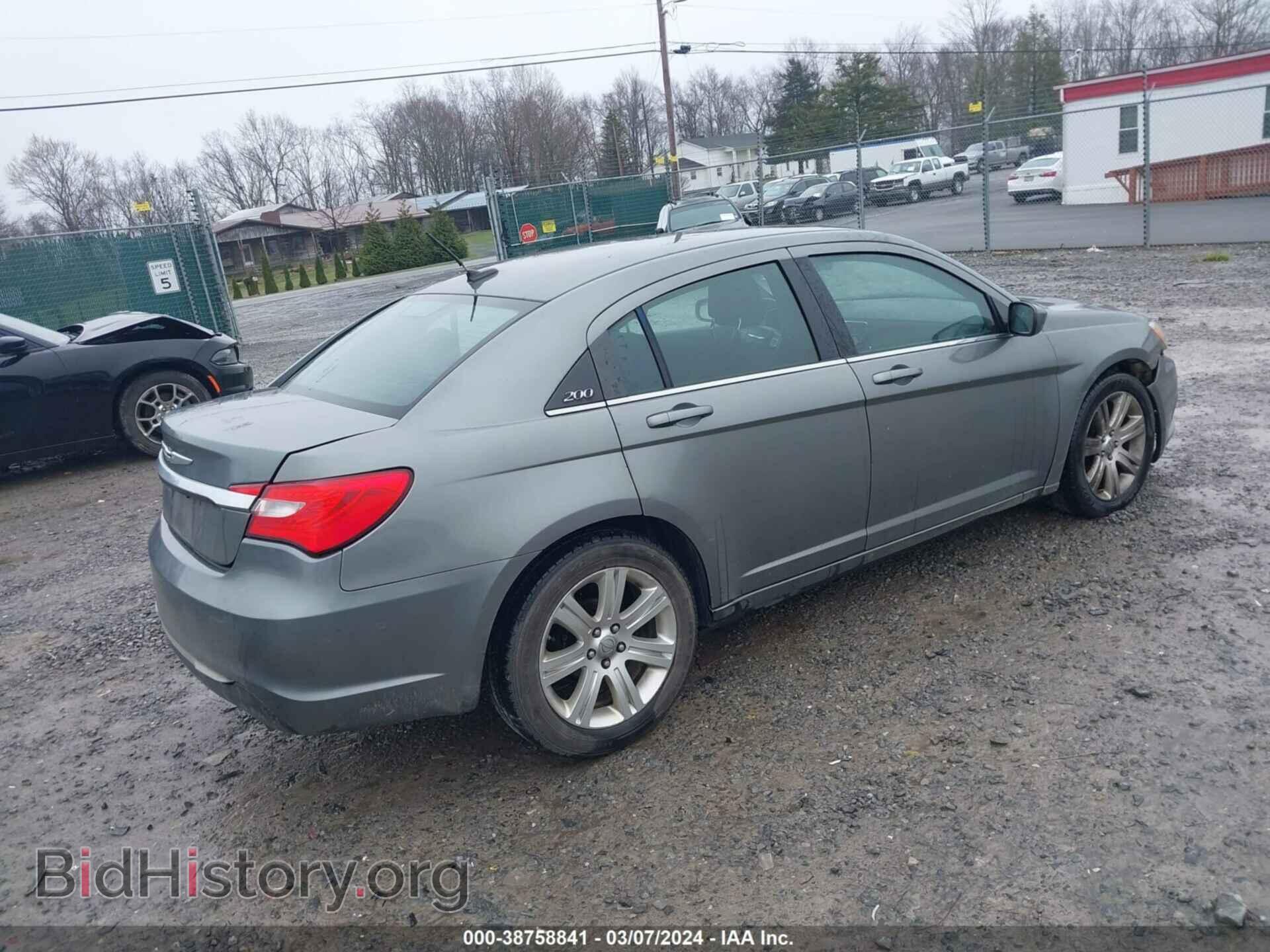 2013 CHRYSLER 200 - VIN: 1C3CCBAB2DN671327 - Фото 4