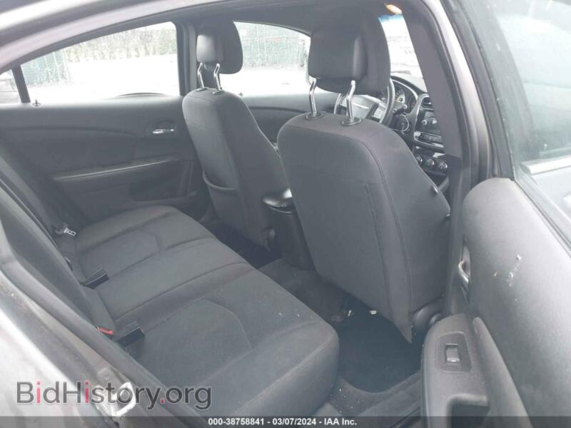 2013 Chrysler 200 (VIN 1C3CCBAB2DN671327) — photo 8 of 11
