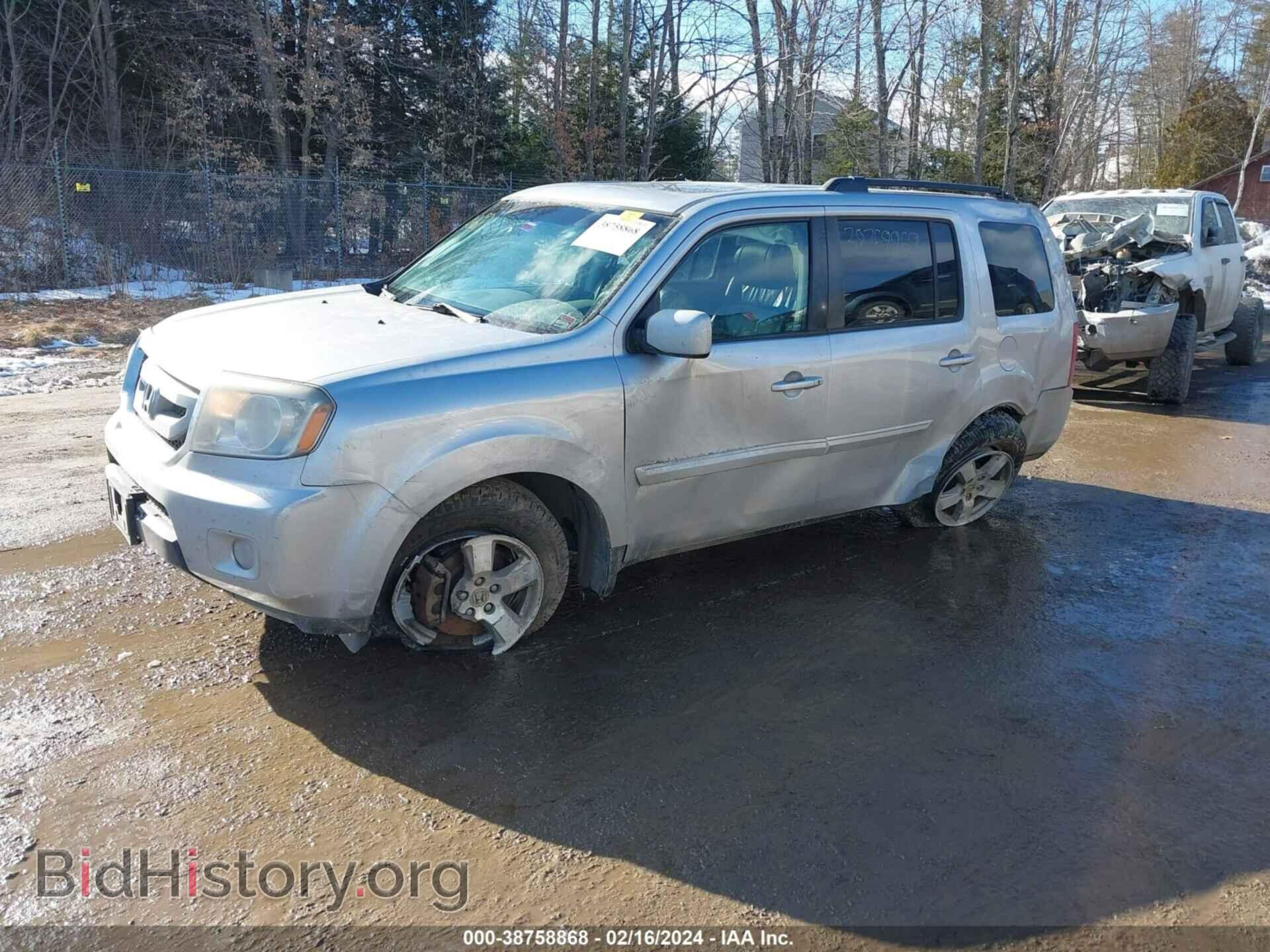 2011 HONDA PILOT - VIN: 5FNYF4H6XBB070708 - Photo 2