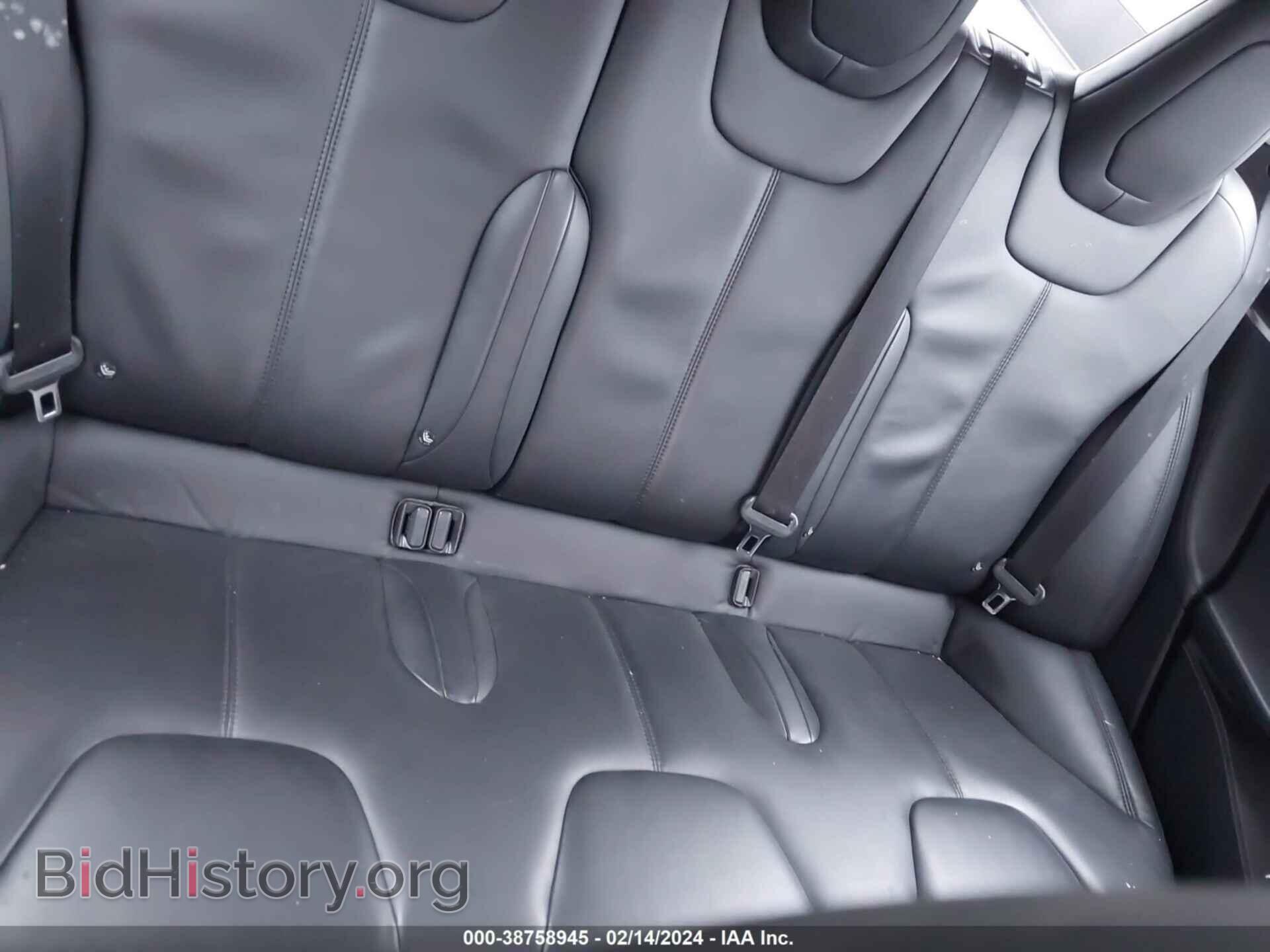 2015 TESLA MODEL S - VIN: 5YJSA1E27FF119860 - Photo 8
