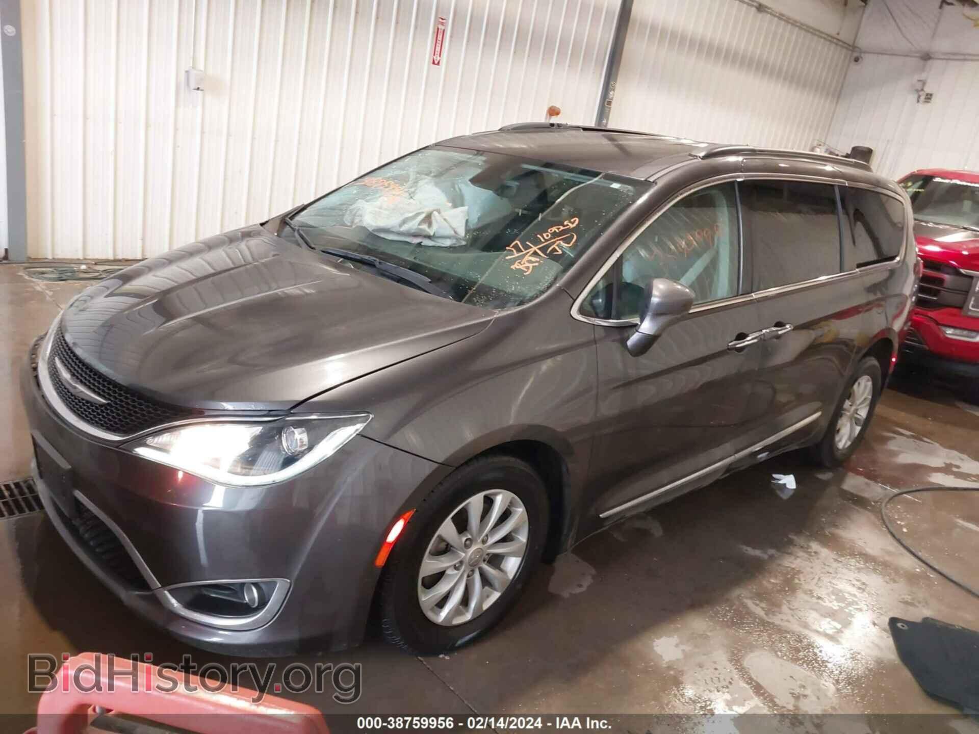 2017 CHRYSLER PACIFICA - VIN: 2C4RC1BG8HR741593 - Фото 2