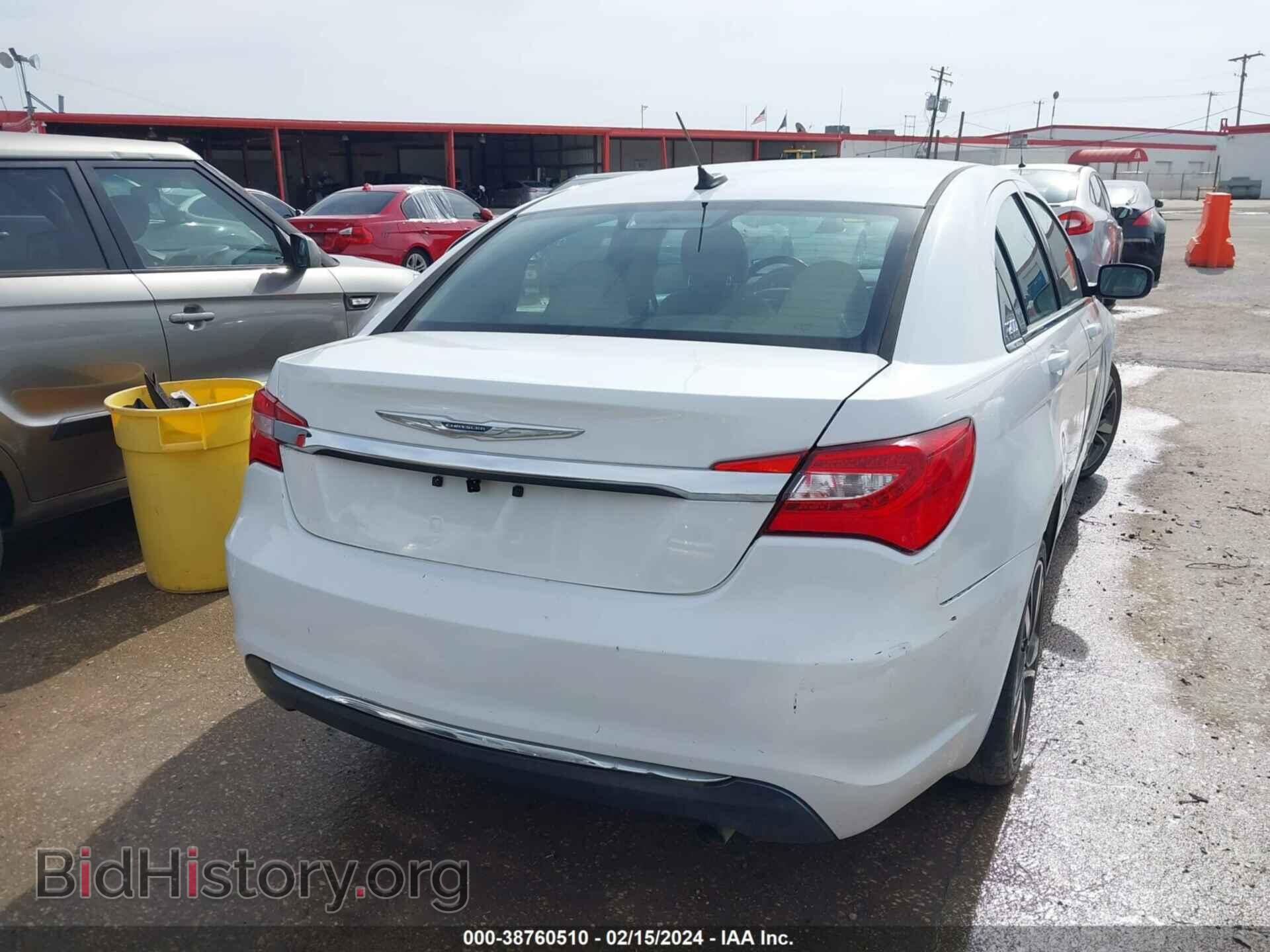 2013 CHRYSLER 200 - VIN: 1C3CCBBB7DN606679 - Фото 4