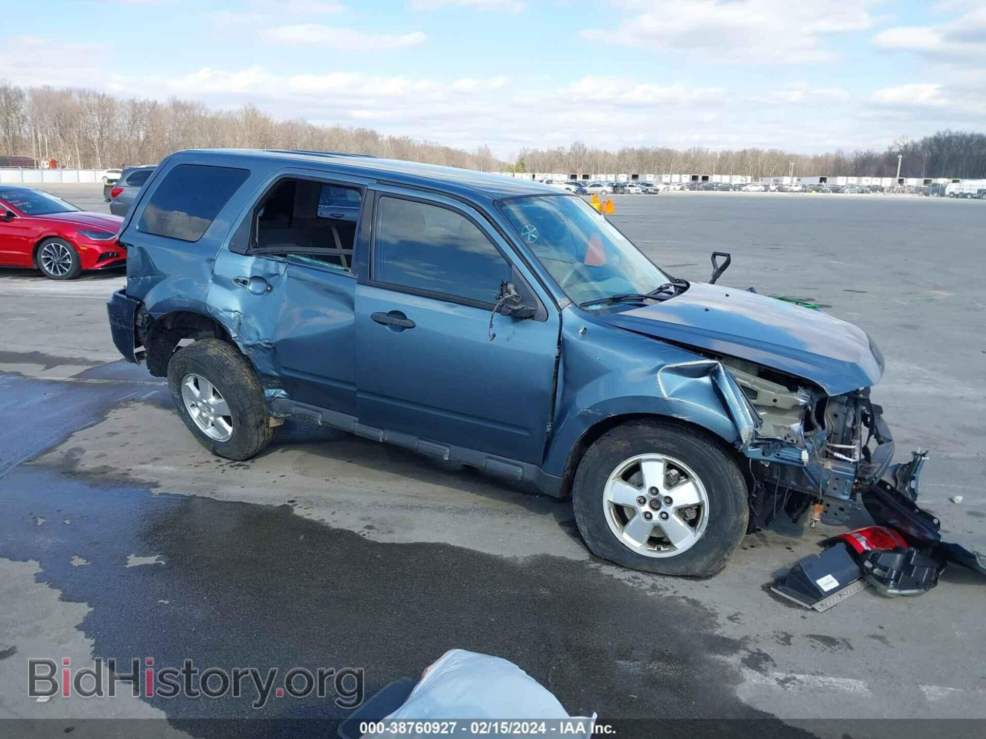 Фотография 1FMCU0C72AKC46043 - FORD ESCAPE 2010