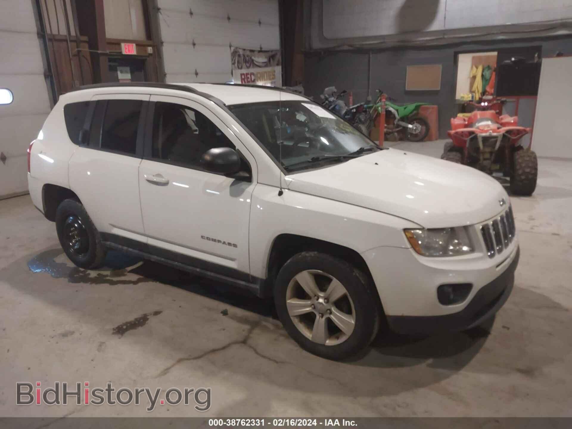 Photo 1C4NJDBB9DD207638 - JEEP COMPASS 2013