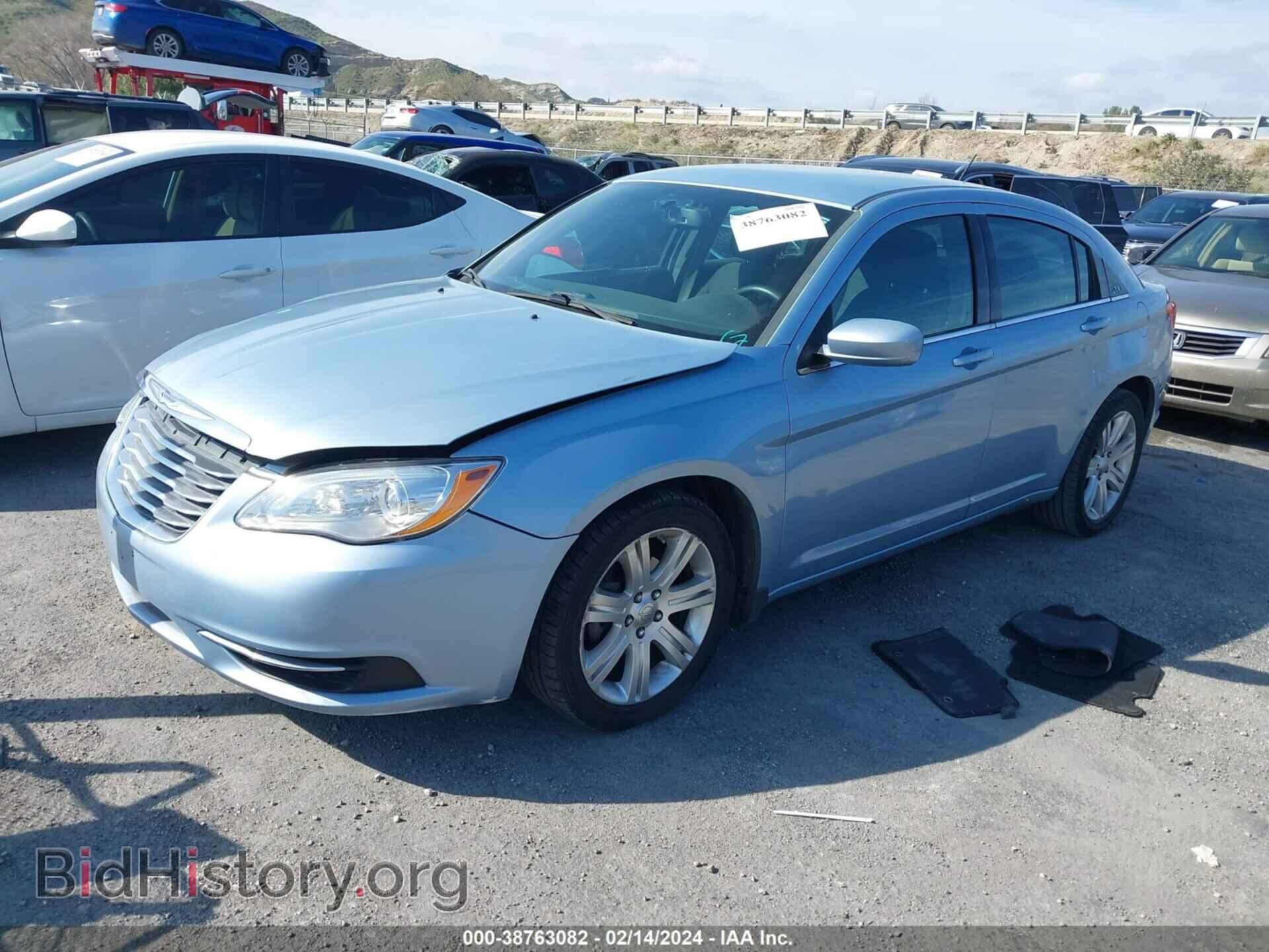2014 CHRYSLER 200 - VIN: 1C3CCBBB5EN128926 - Фото 2