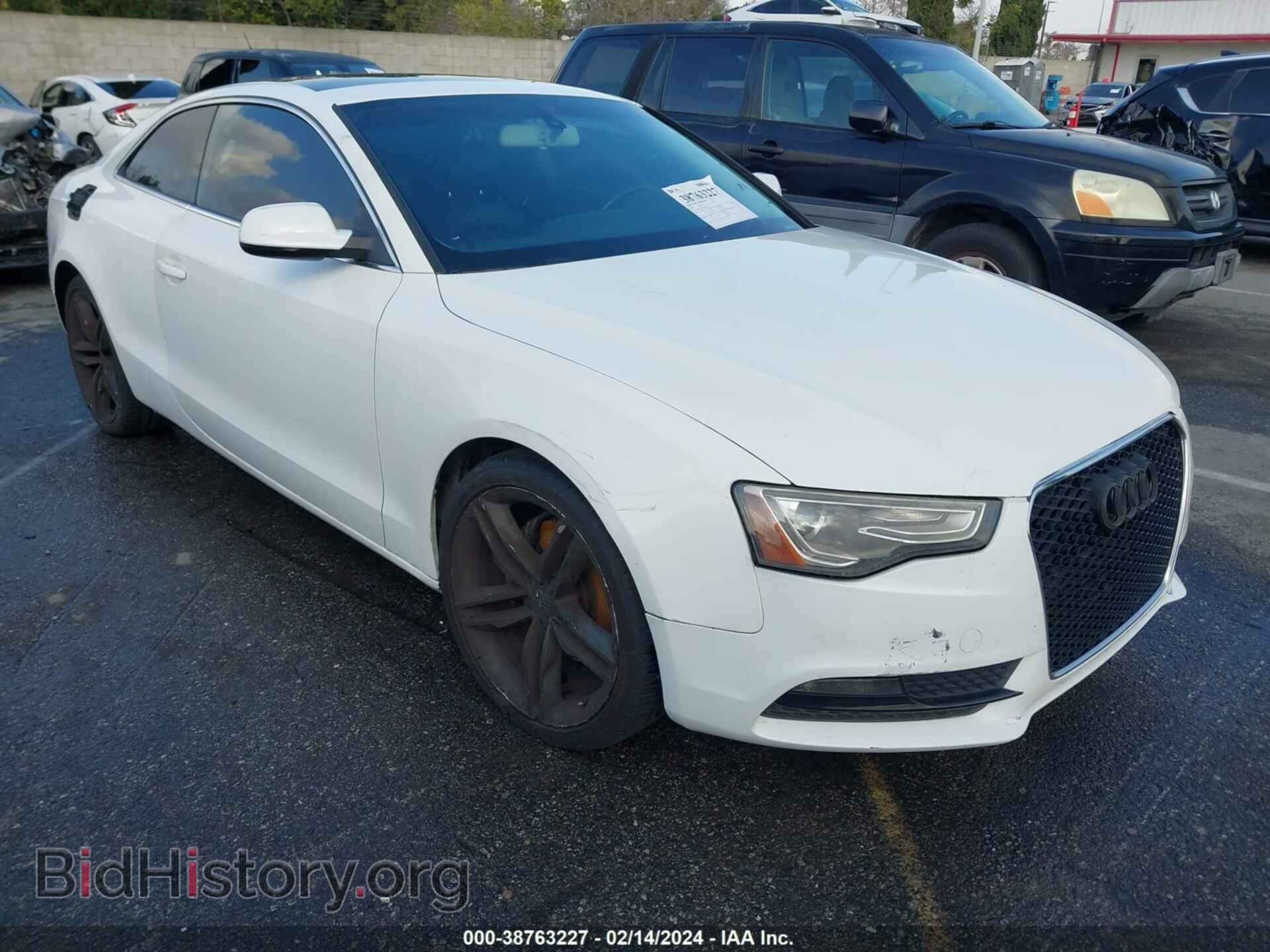 Photo WAUCFAFR6DA065908 - AUDI A5 2013