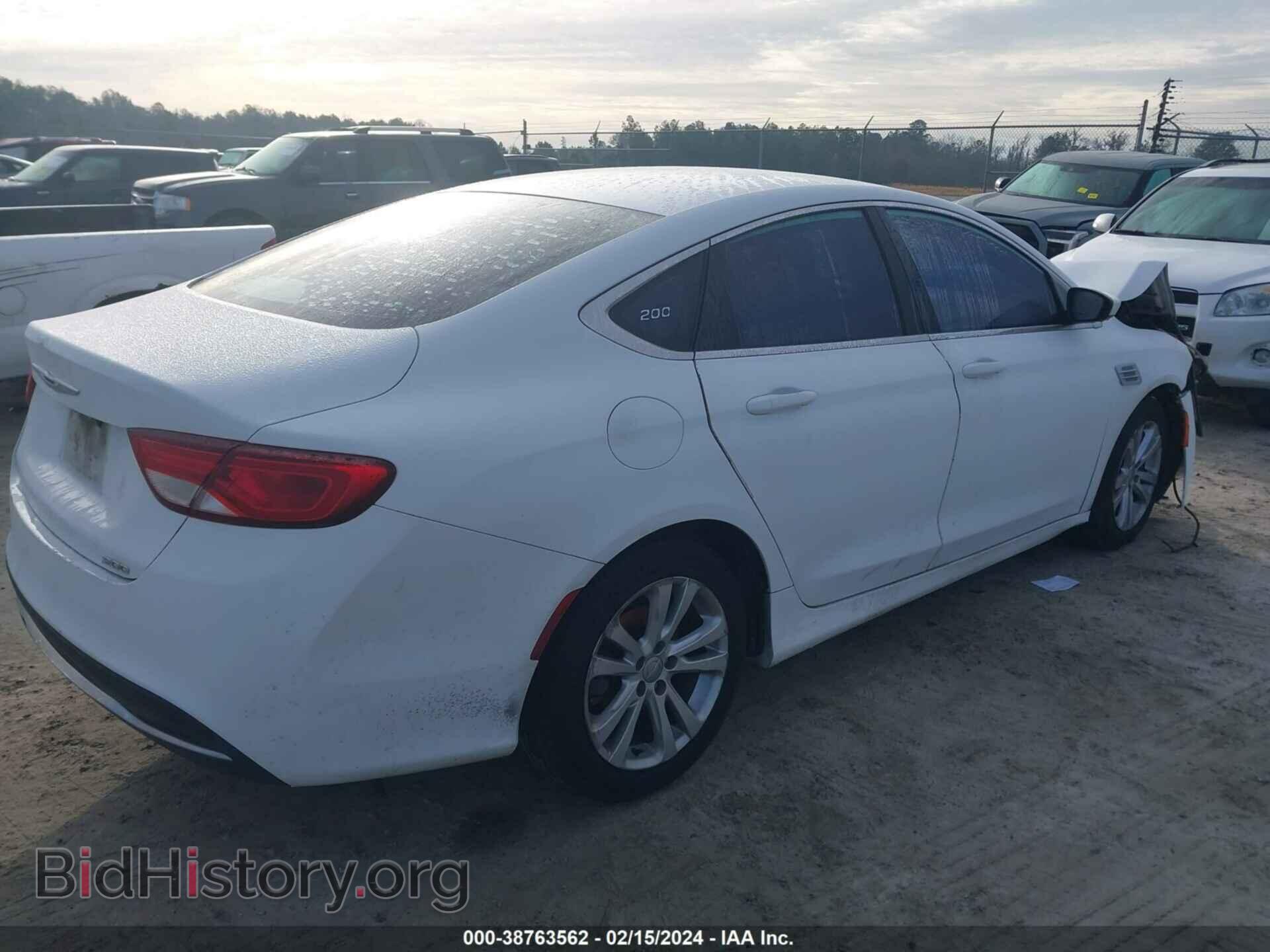2015 CHRYSLER 200 - VIN: 1C3CCCAB7FN654211 - Фото 4