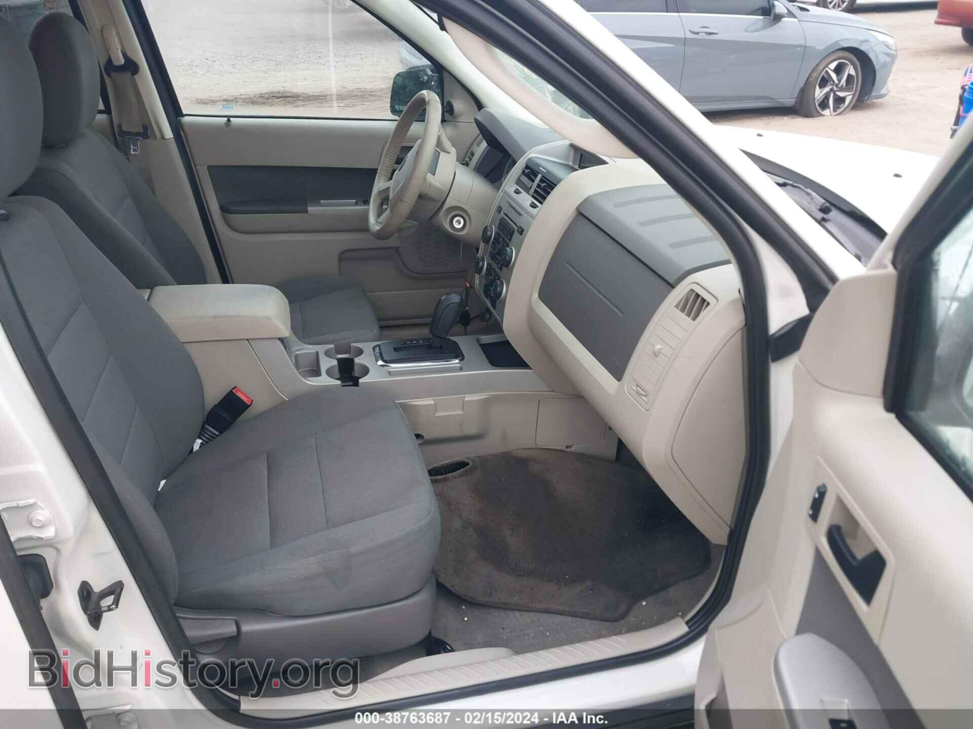 2009 FORD ESCAPE - VIN: 1FMCU03739KC96784 - Фото 5