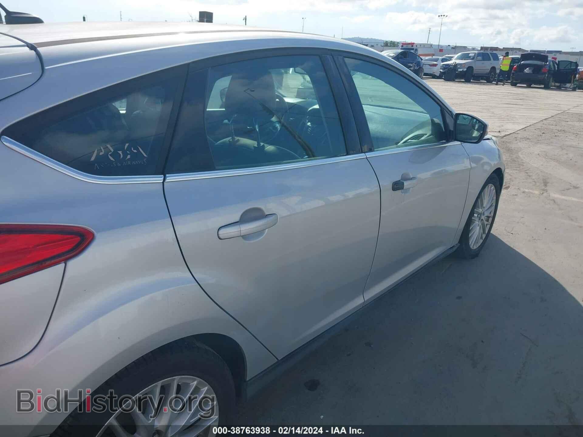 2012 FORD FOCUS - VIN: 1FAHP3M21CL368062 - Фото 4