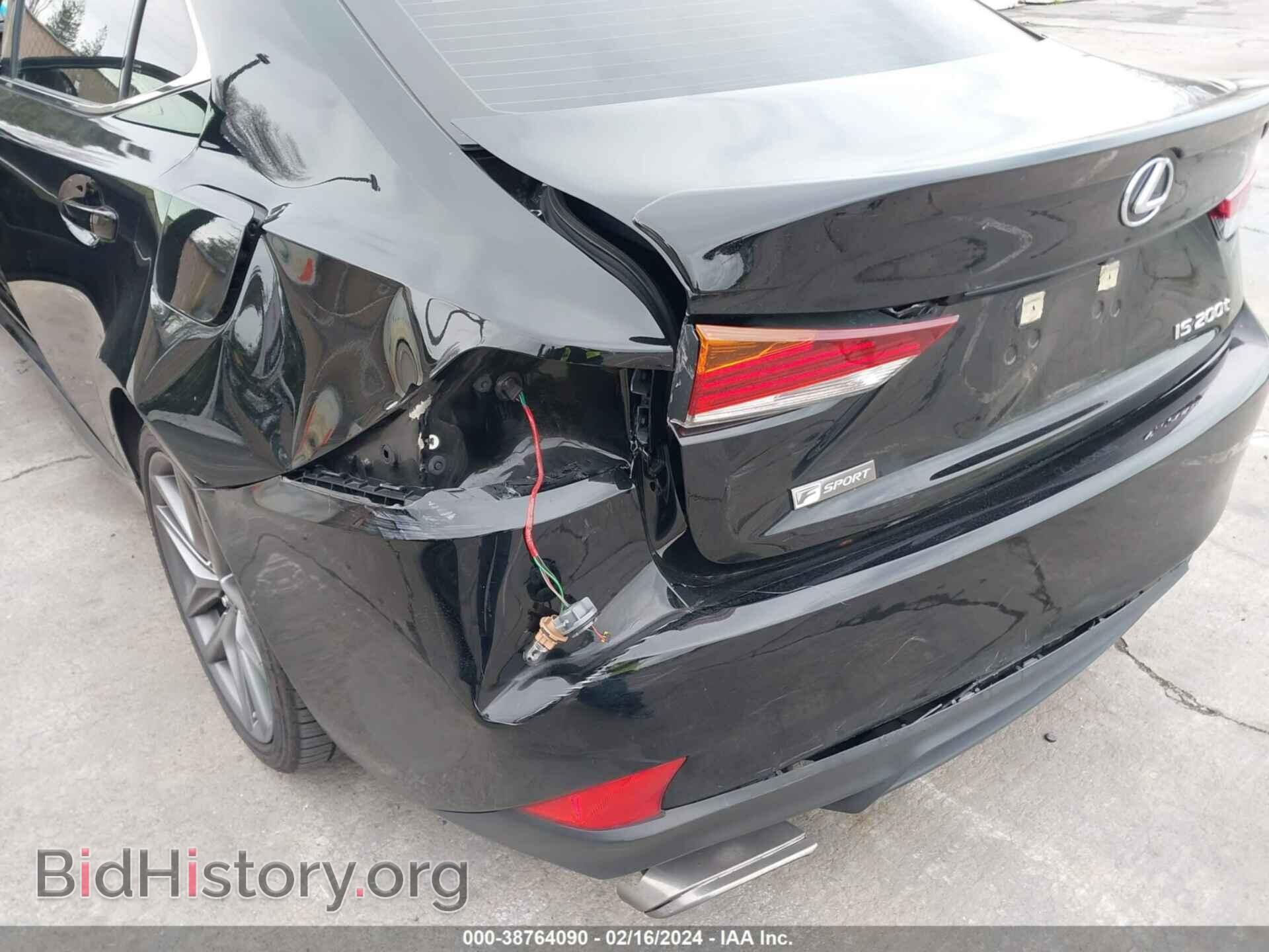 2017 LEXUS IS 200T - VIN: JTHBA1D29H5039674 - Фото 6
