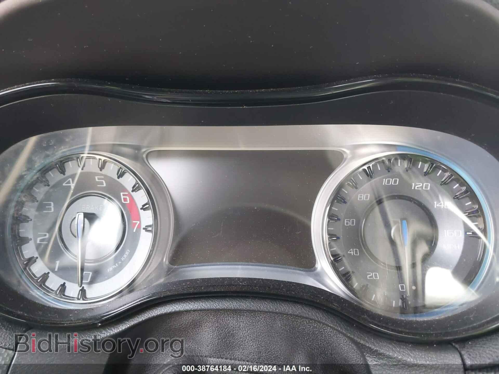 2015 CHRYSLER 300 - VIN: 2C3CCABT6FH743420 - Фото 7