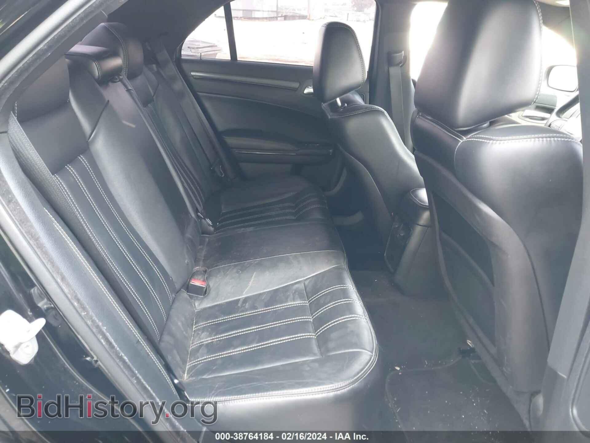 2015 CHRYSLER 300 - VIN: 2C3CCABT6FH743420 - Фото 8