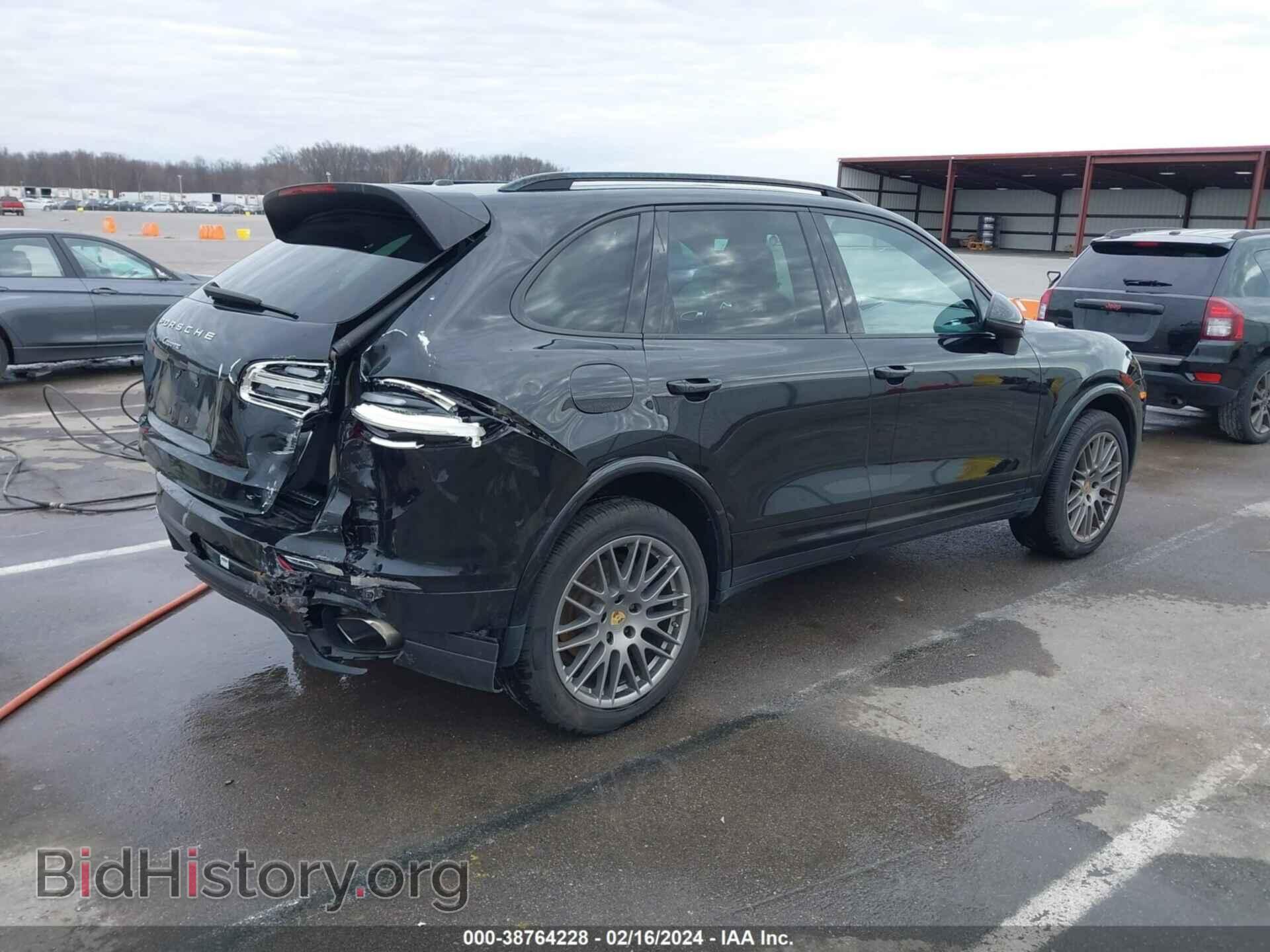2017 PORSCHE CAYENNE - VIN: WP1AA2A26HKA81730 - Фото 4