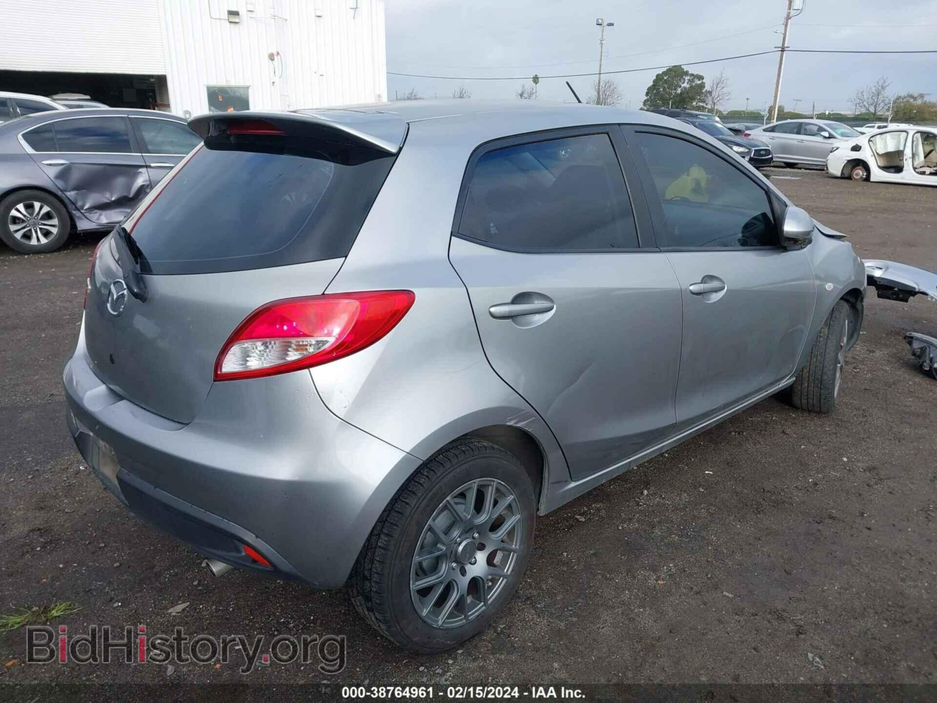 2011 MAZDA MAZDA2 - VIN: JM1DE1HZ0B0114112 - Фото 4
