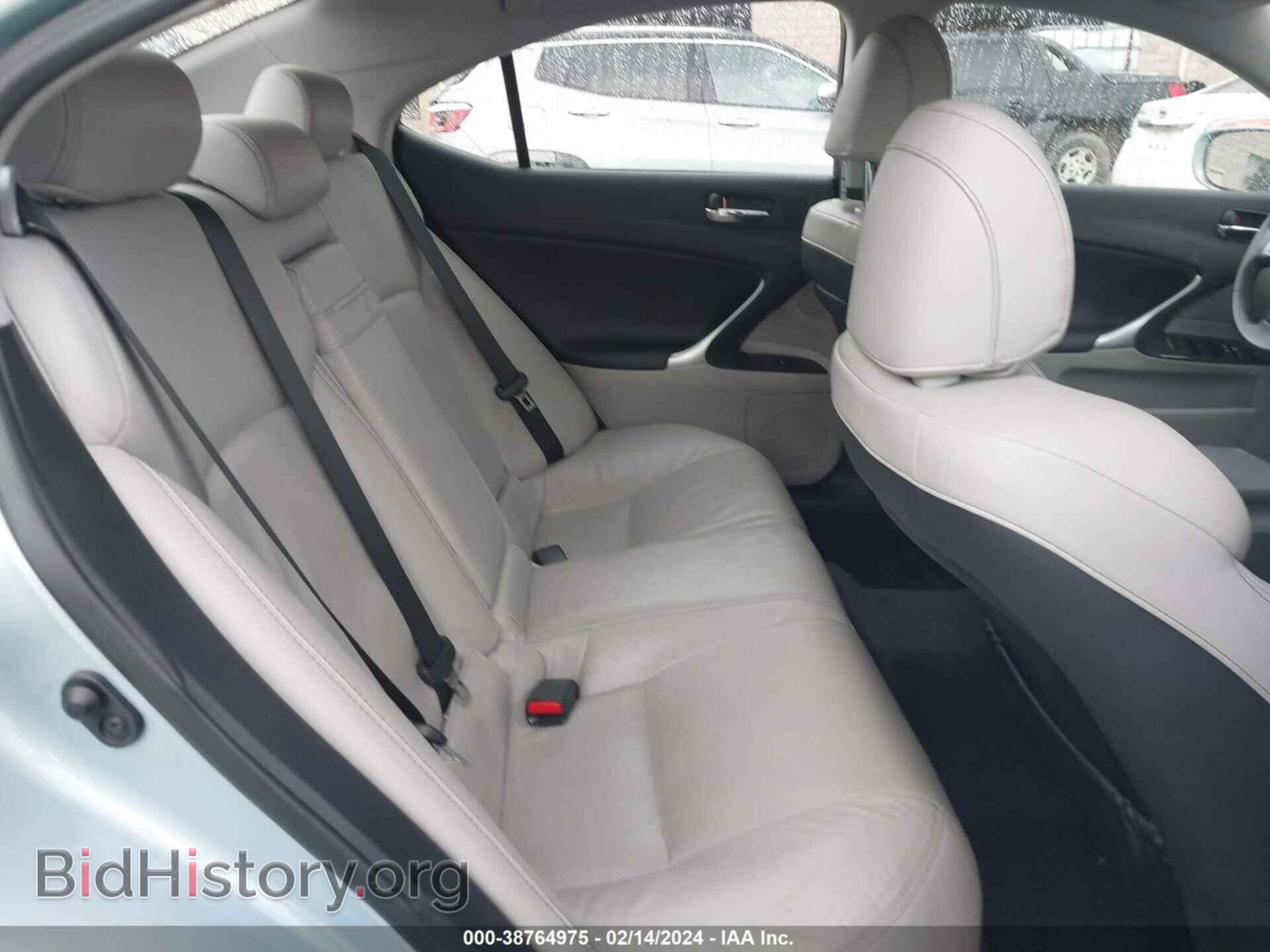 2011 LEXUS IS 250 - VIN: JTHBF5C26B5136400 - Фото 8