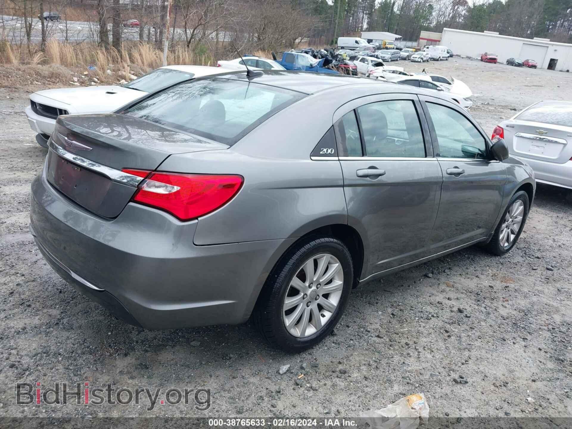 2012 CHRYSLER 200 - VIN: 1C3CCBBB3CN224745 - Фото 4