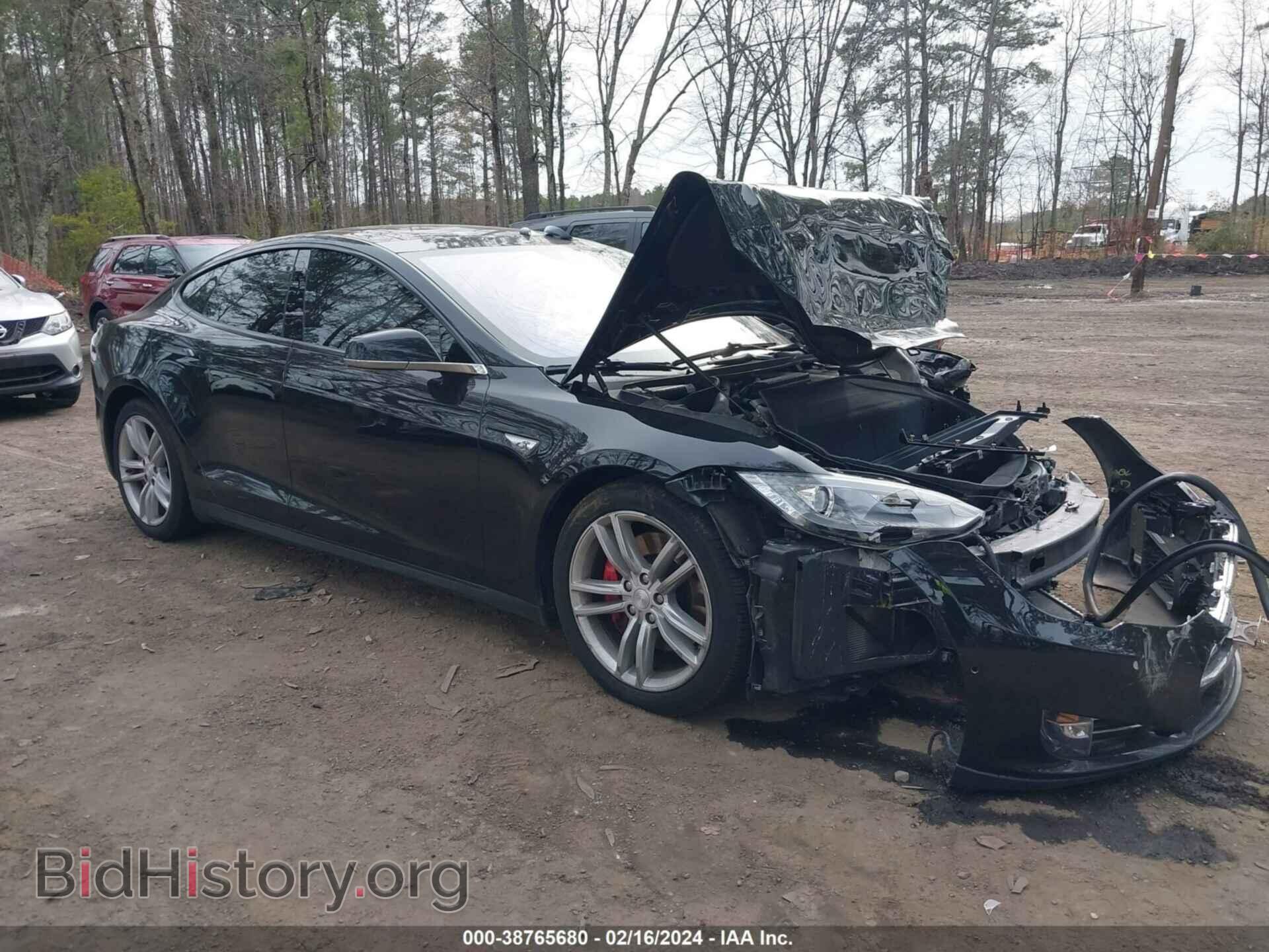 Фотография 5YJSA1E23GF122742 - TESLA MODEL S 2016