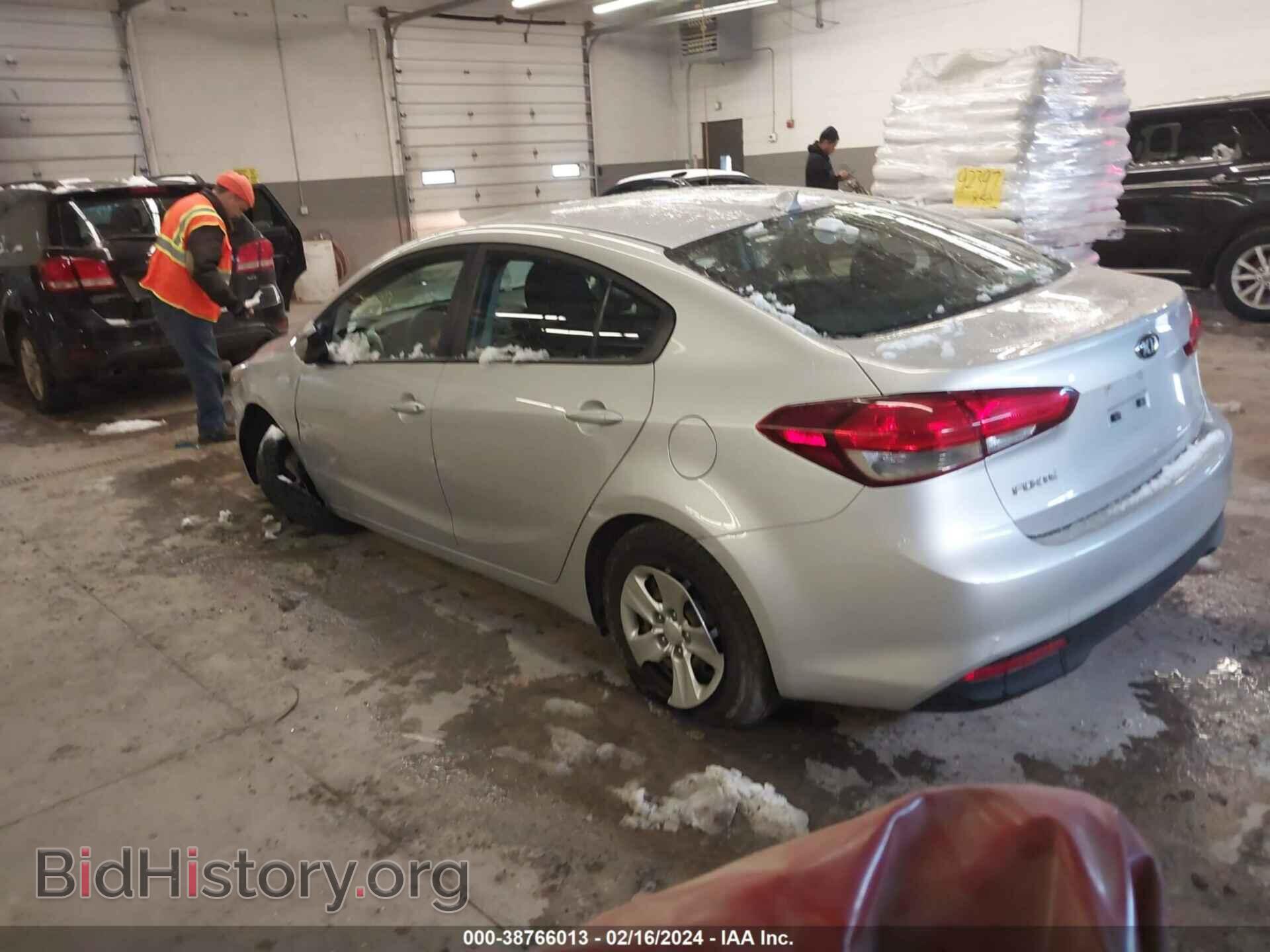 2017 KIA FORTE - VIN: 3KPFK4A78HE056990 - Фото 3