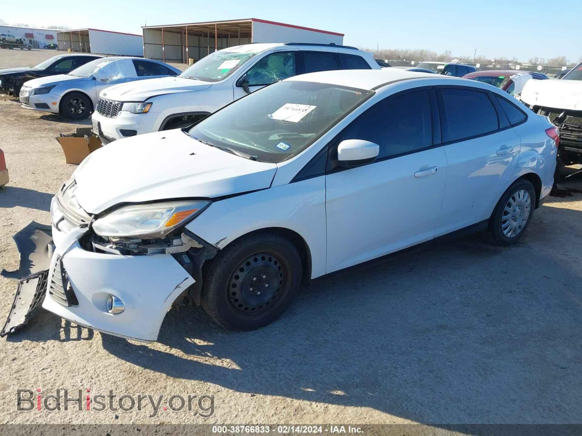 2012 FORD FOCUS - VIN: 1FAHP3F28CL458161 - Фото 2