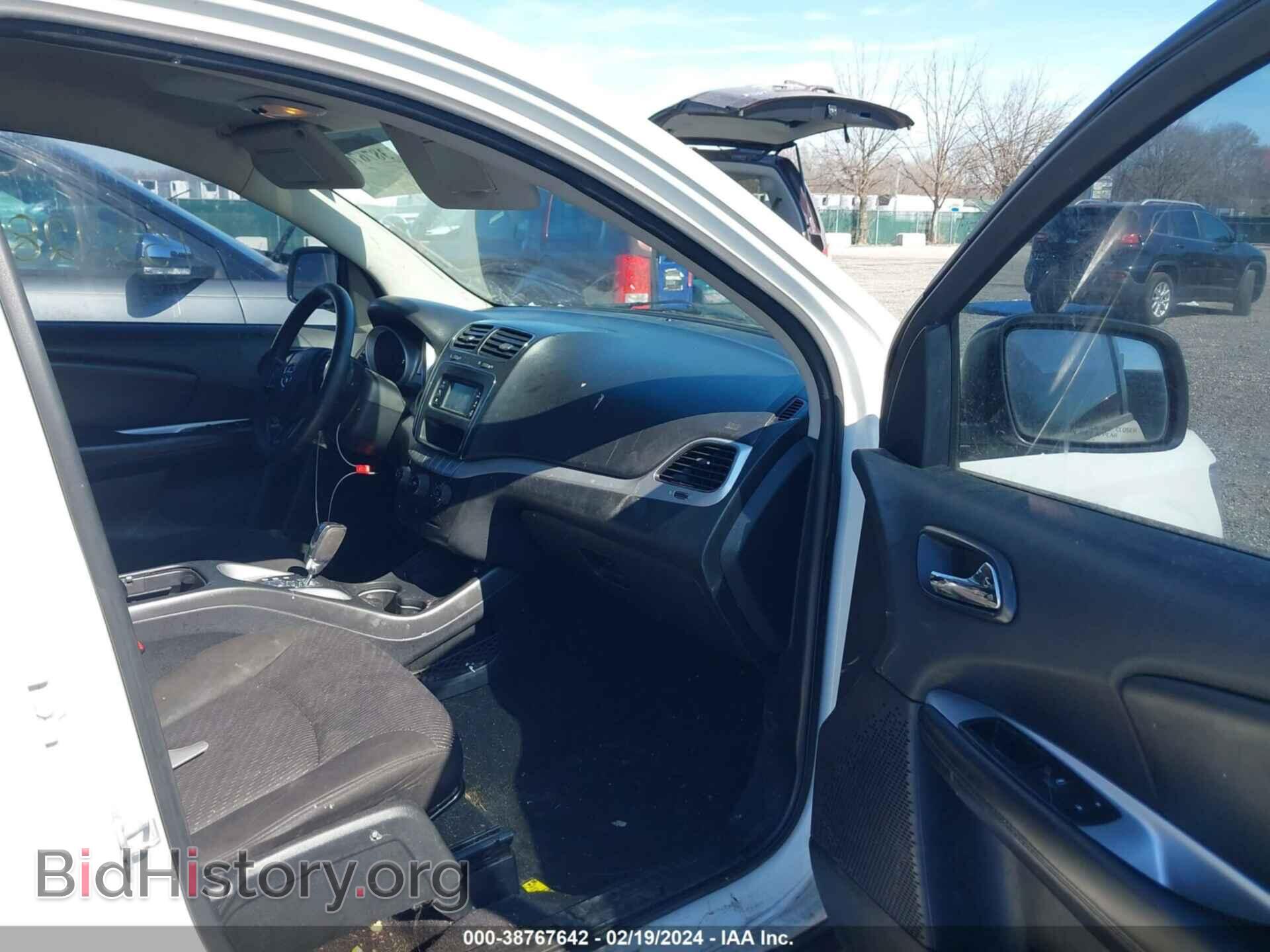 2017 DODGE JOURNEY - VIN: 3C4PDCBG2HT588674 - Photo 5