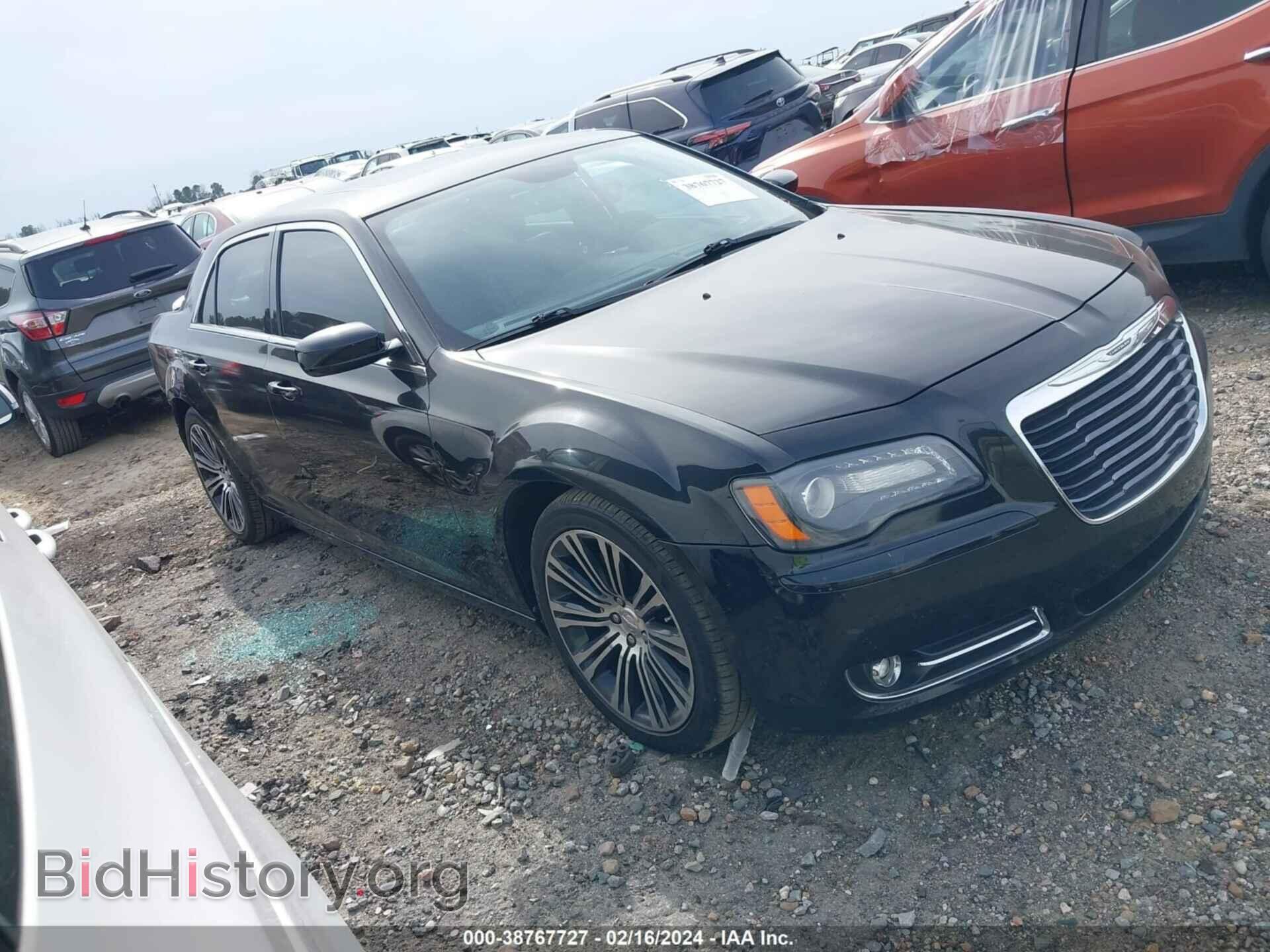 Фотография 2C3CCABT3DH652795 - CHRYSLER 300 2013