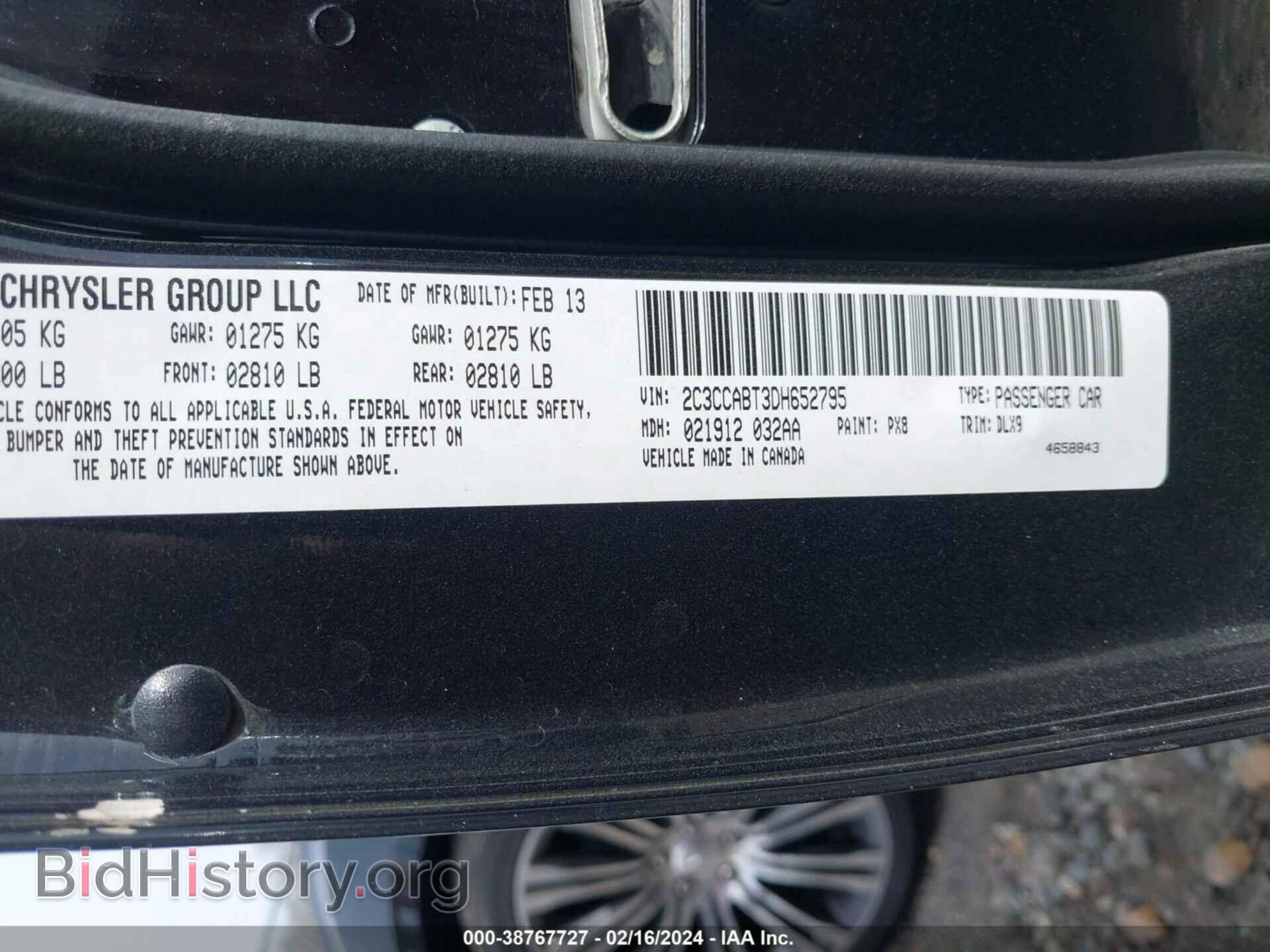 2013 CHRYSLER 300 - VIN: 2C3CCABT3DH652795 - Фото 9