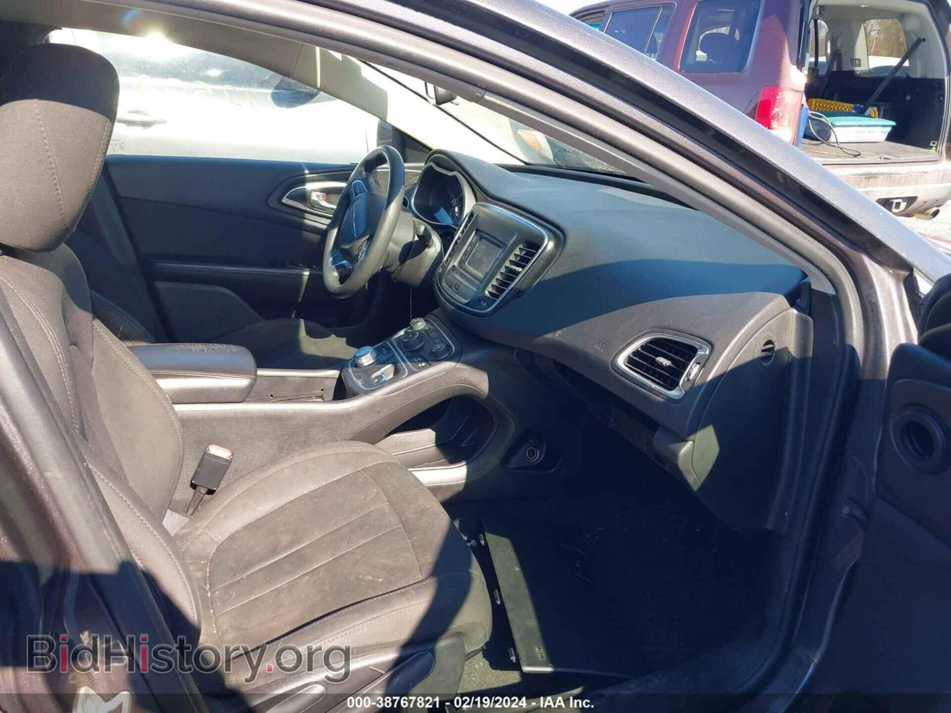 2016 CHRYSLER 200 - VIN: 1C3CCCAB2GN143099 - Photo 5