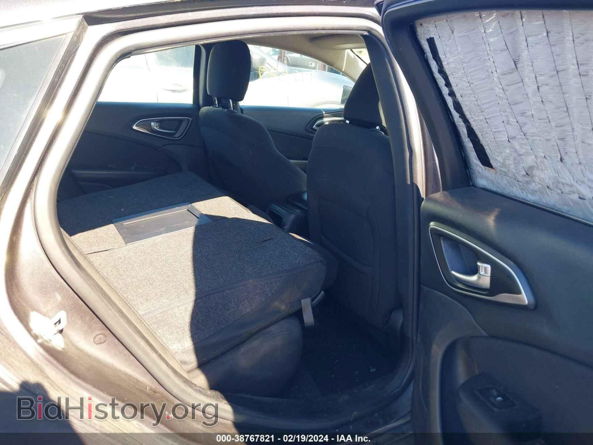 2016 CHRYSLER 200 - VIN: 1C3CCCAB2GN143099 - Photo 8