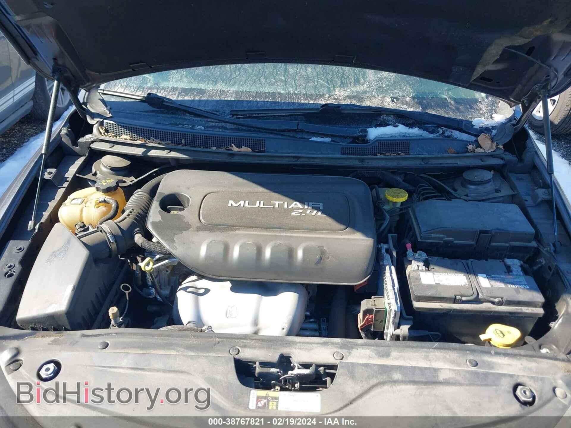 2016 CHRYSLER 200 - VIN: 1C3CCCAB2GN143099 - Photo 10