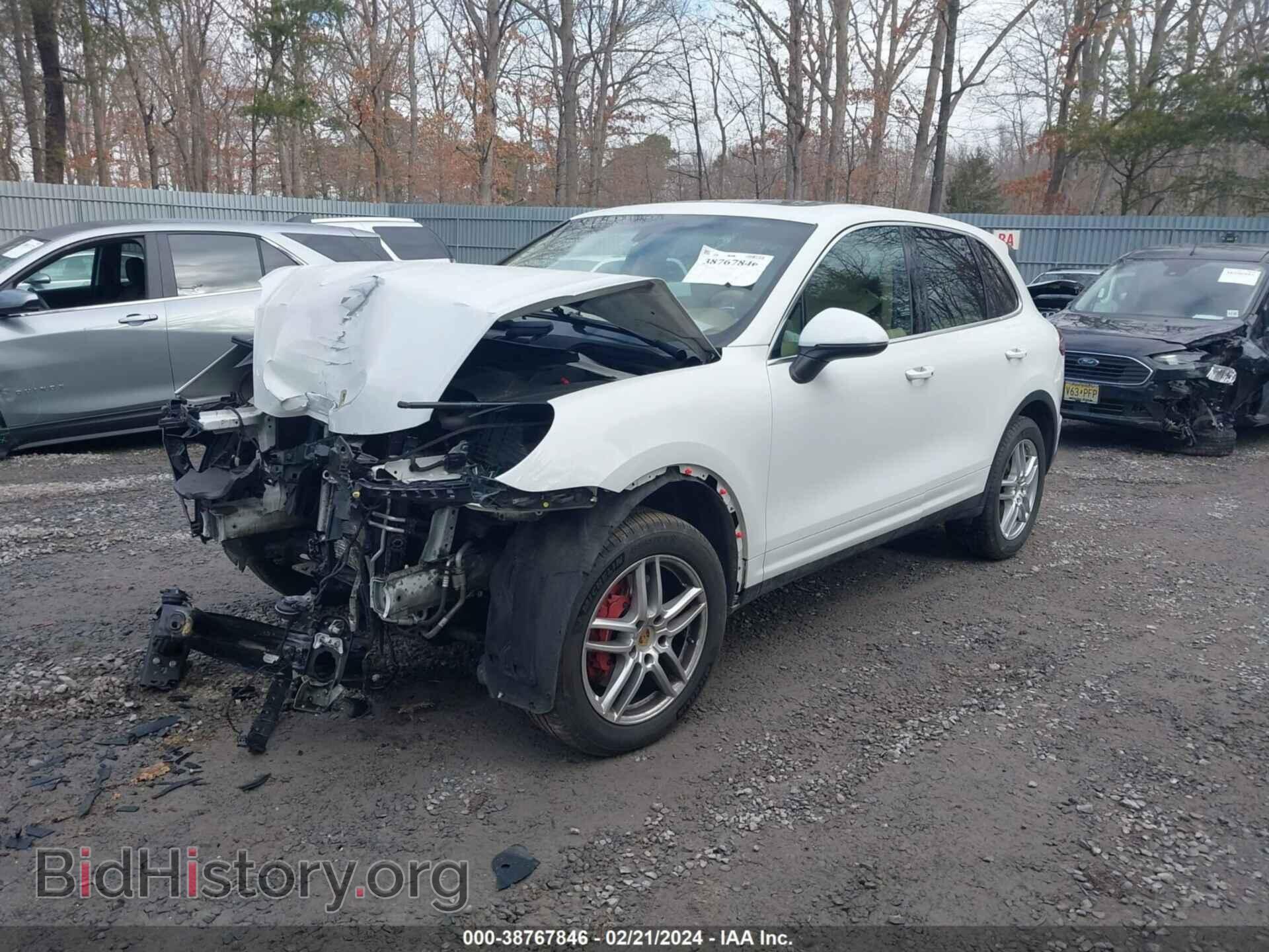 2016 PORSCHE CAYENNE - VIN: WP1AA2A28GLA08819 - Фото 2