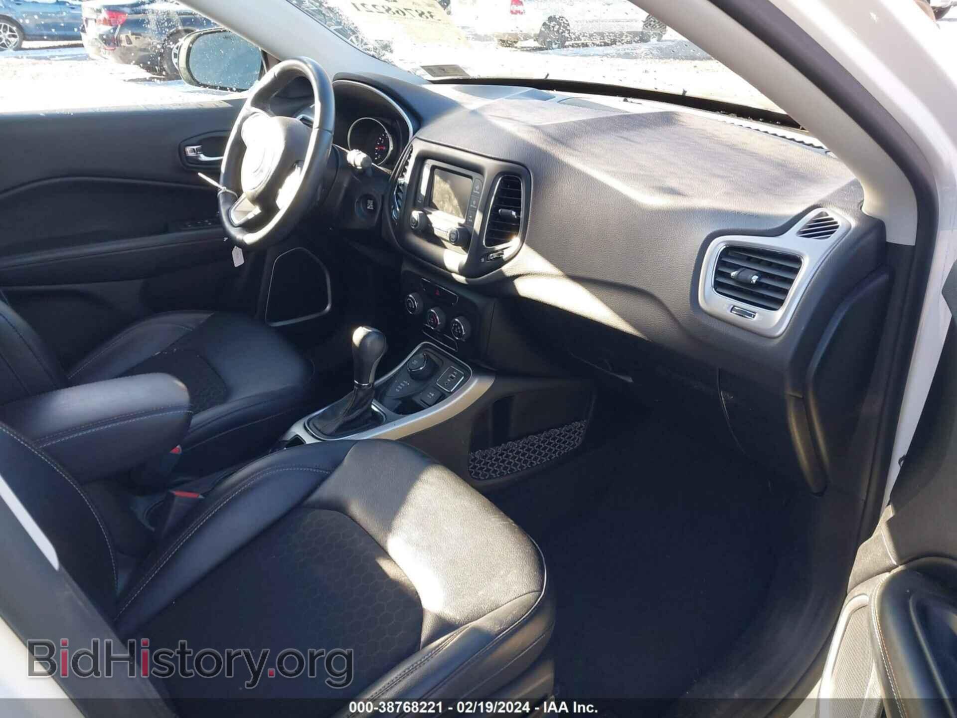 2018 JEEP COMPASS - VIN: 3C4NJDBB2JT175962 - Фото 5
