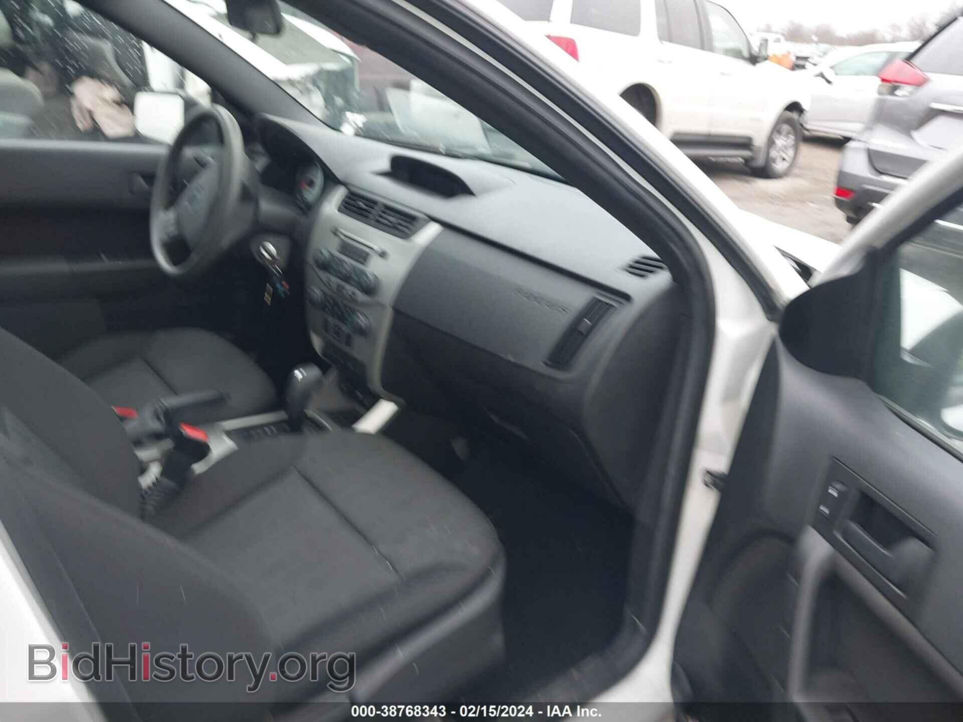 2011 FORD FOCUS - VIN: 1FAHP3FN3BW111196 - Фото 5
