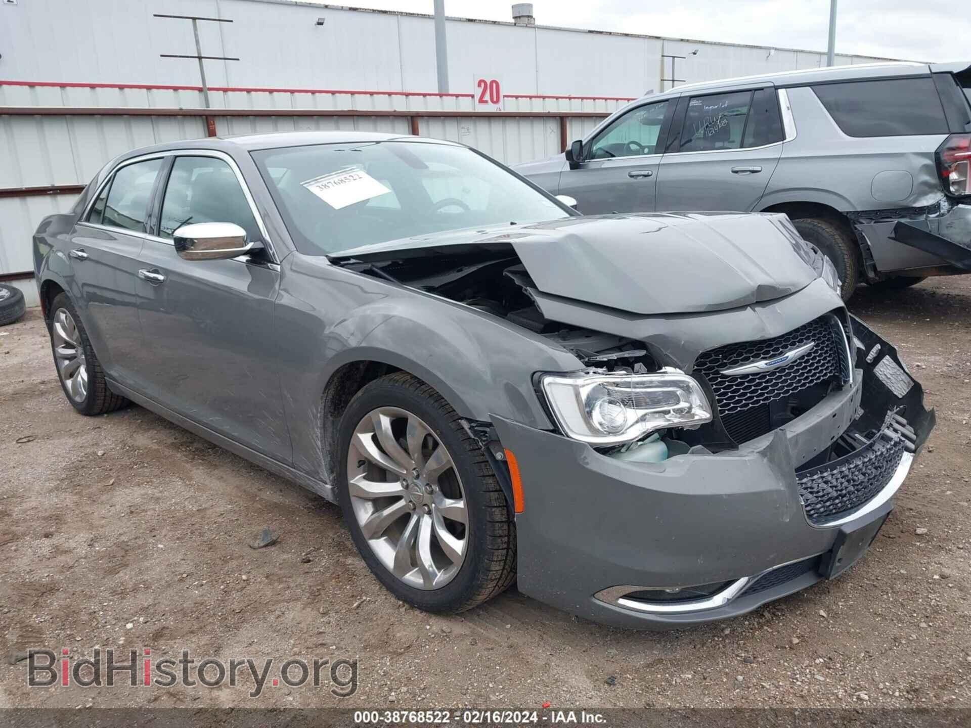 Фотография 2C3CCAEG0KH693560 - CHRYSLER 300 2019