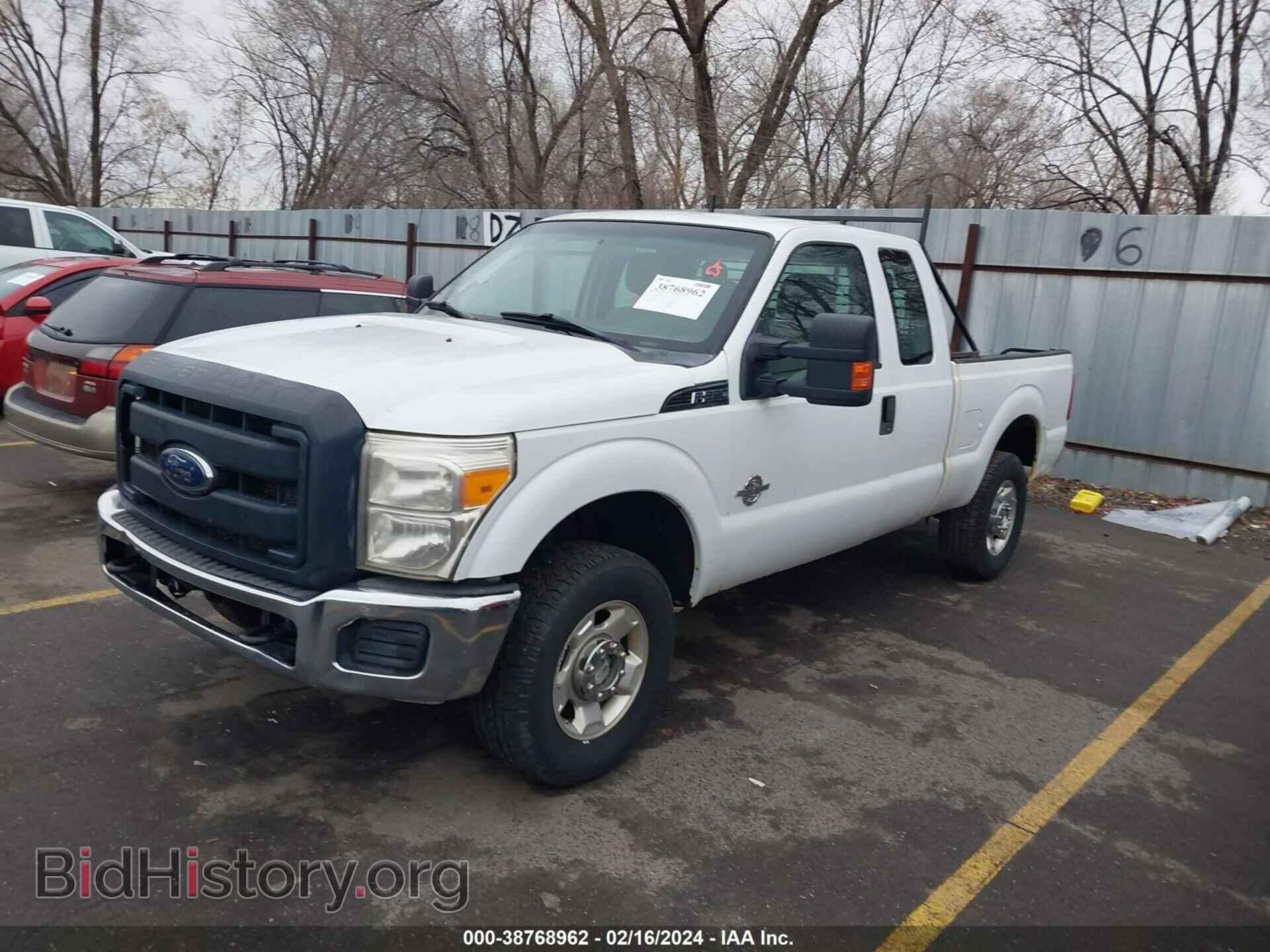 2011 FORD F-250 - VIN: 1FT7X2BTXBEB33688 - Фото 2