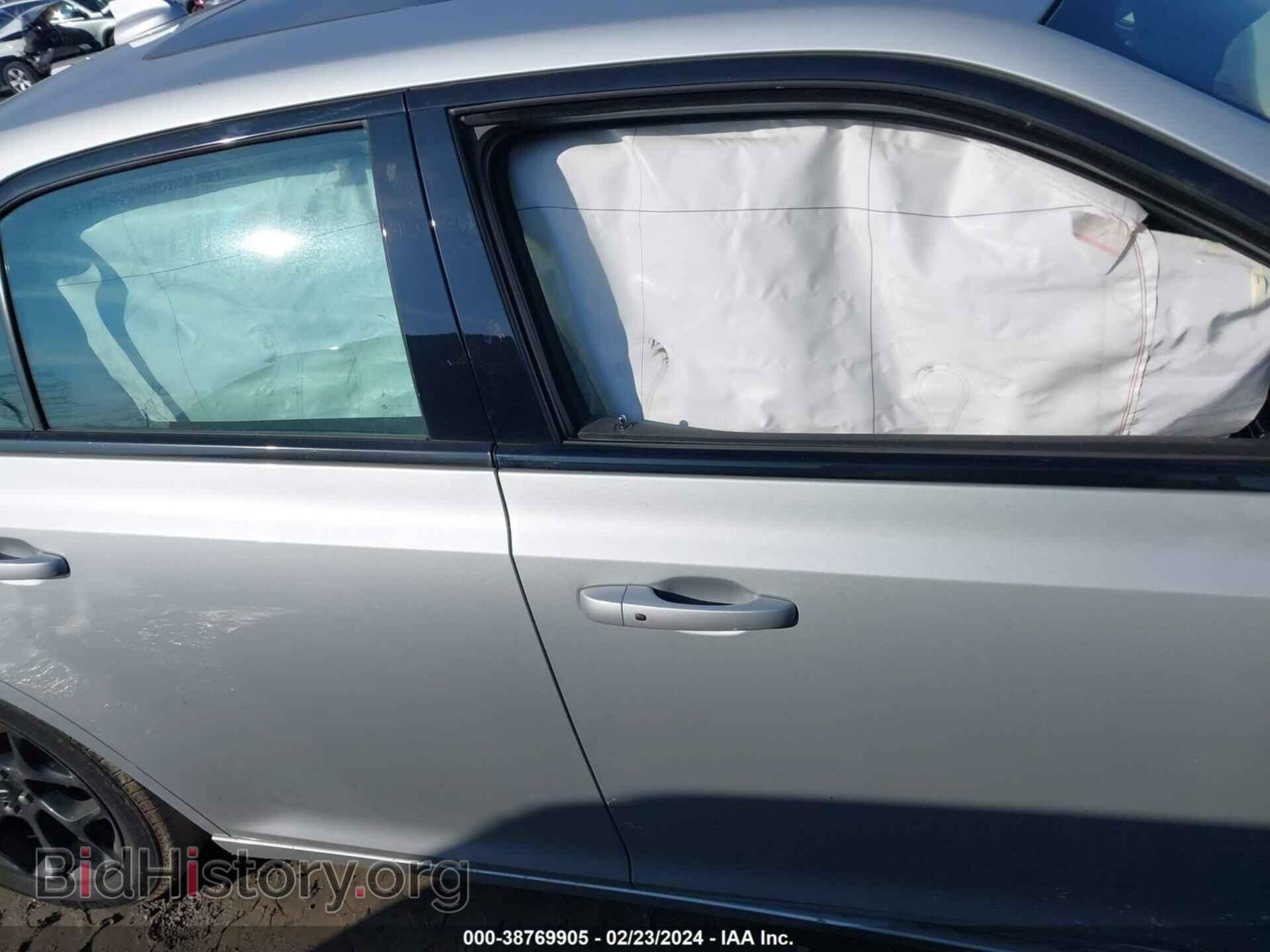 2019 CHRYSLER 300 - VIN: 2C3CCAGG8KH662294 - Фото 14