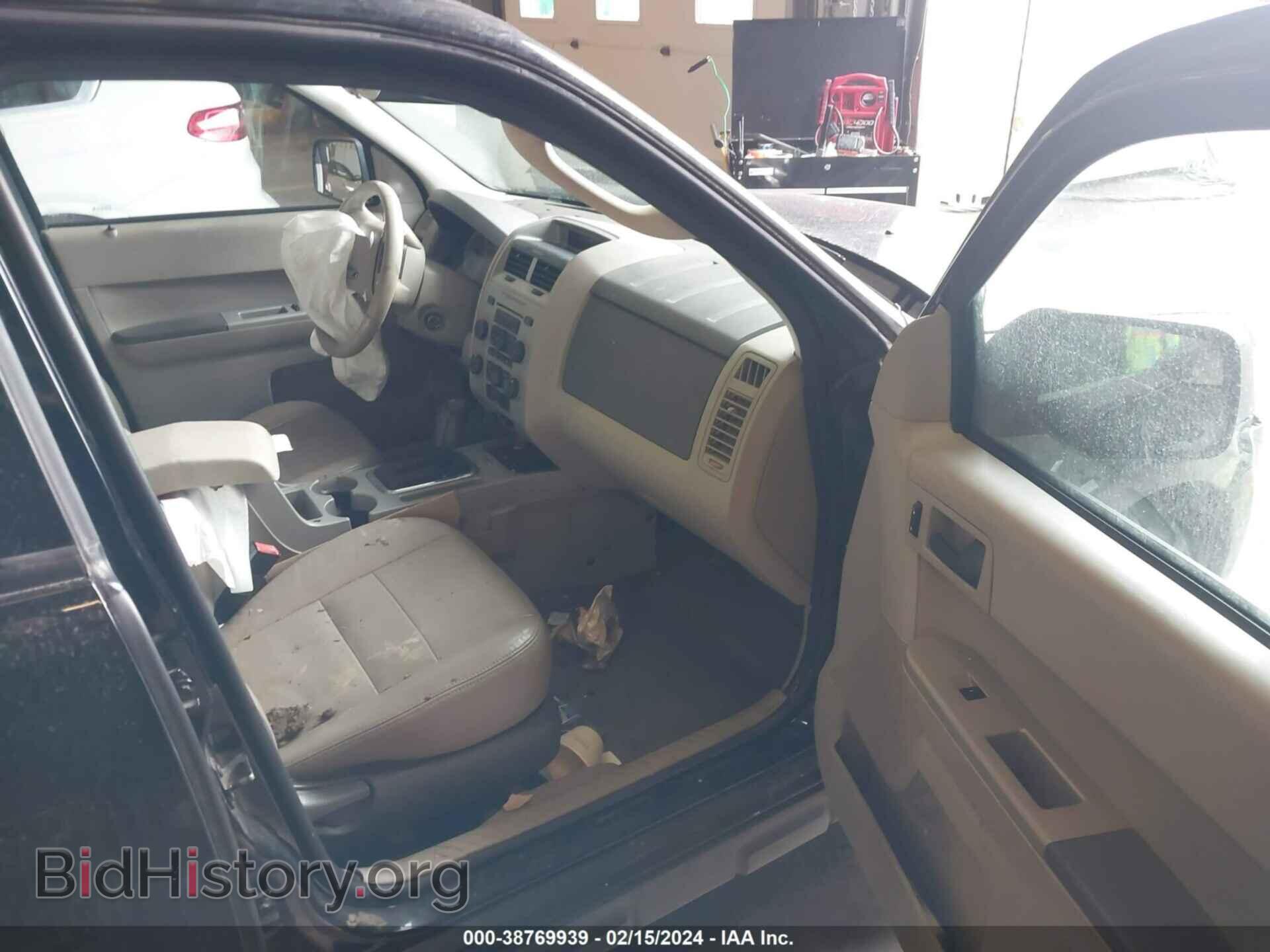 2010 FORD ESCAPE - VIN: 1FMCU0DG1AKC94051 - Фото 5