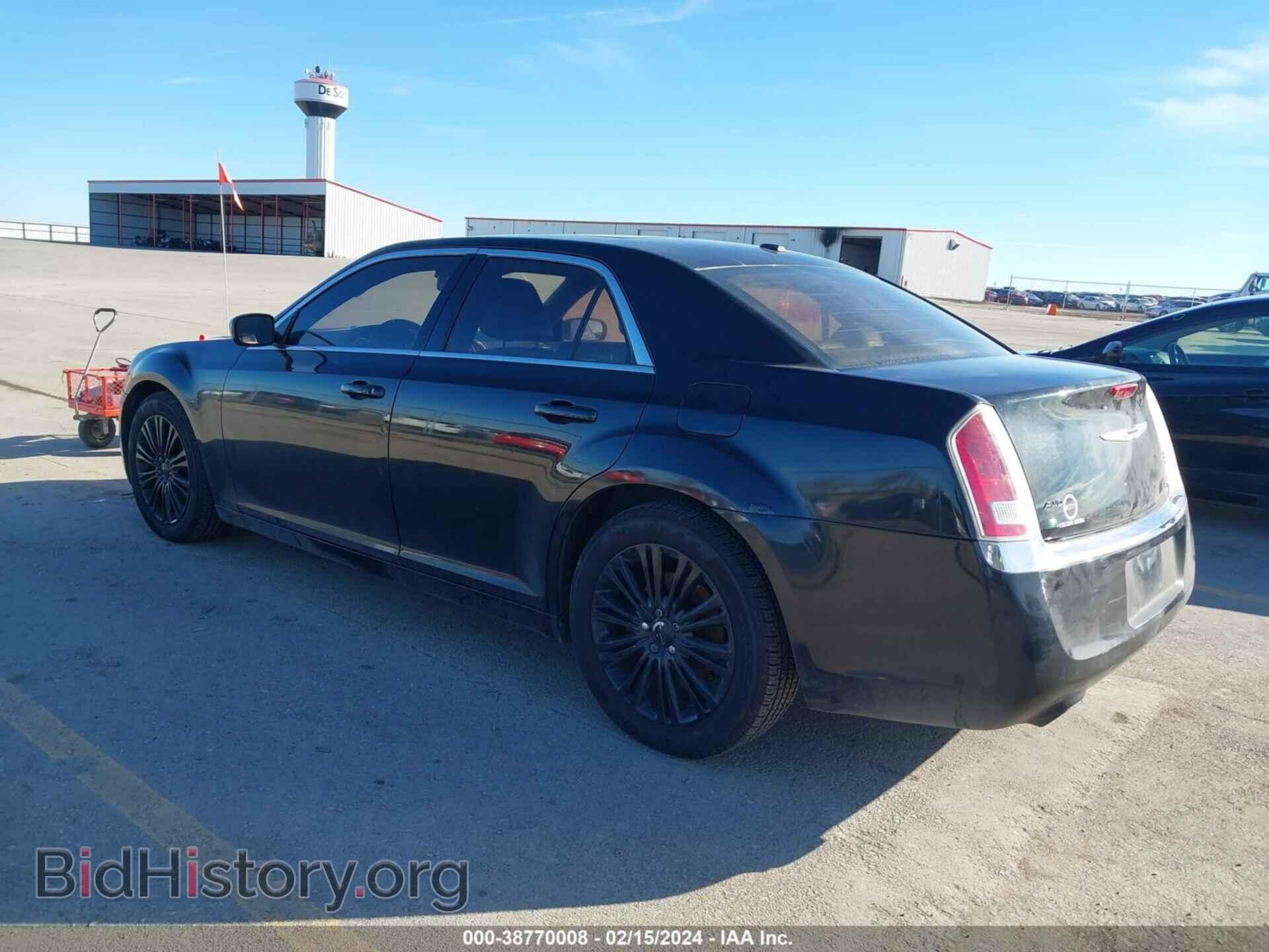 2013 CHRYSLER 300 - VIN: 2C3CCARG7DH573638 - Фото 3