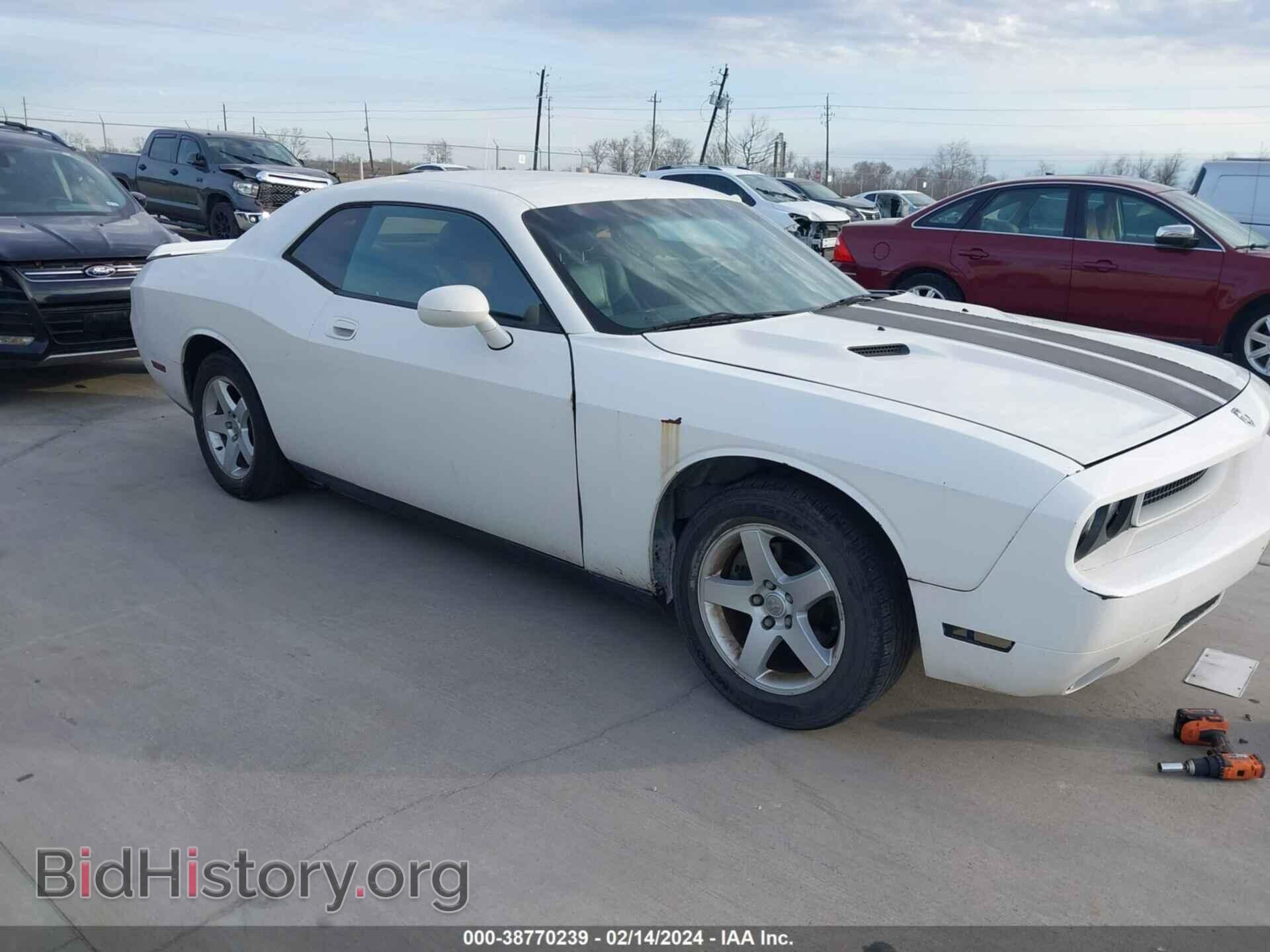 Фотография 2B3CJ4DV8AH215809 - DODGE CHALLENGER 2010